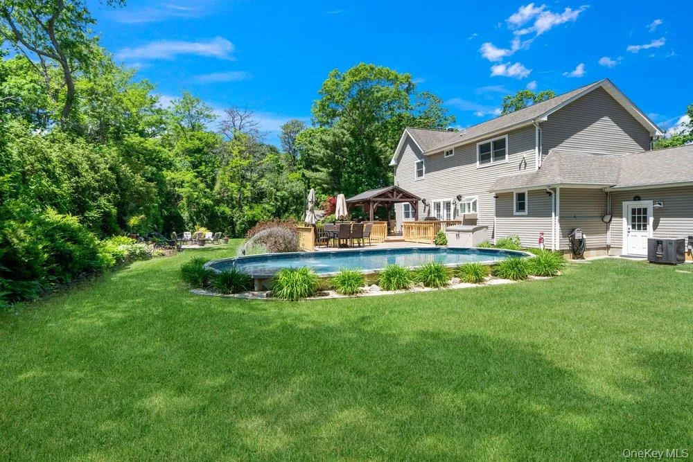 131 Jamaica Avenue, Brookhaven, NY, 4 Bedrooms Bedrooms, 8 Rooms Rooms,2 BathroomsBathrooms,Residential,For Rent,Jamaica,0,1009209 131 Jamaica Avenue, Brookhaven, NY, 4 Bedrooms Bedrooms, 8 Rooms Rooms,2 BathroomsBathrooms,Residential,For Rent,Jamaica,0,1009209
