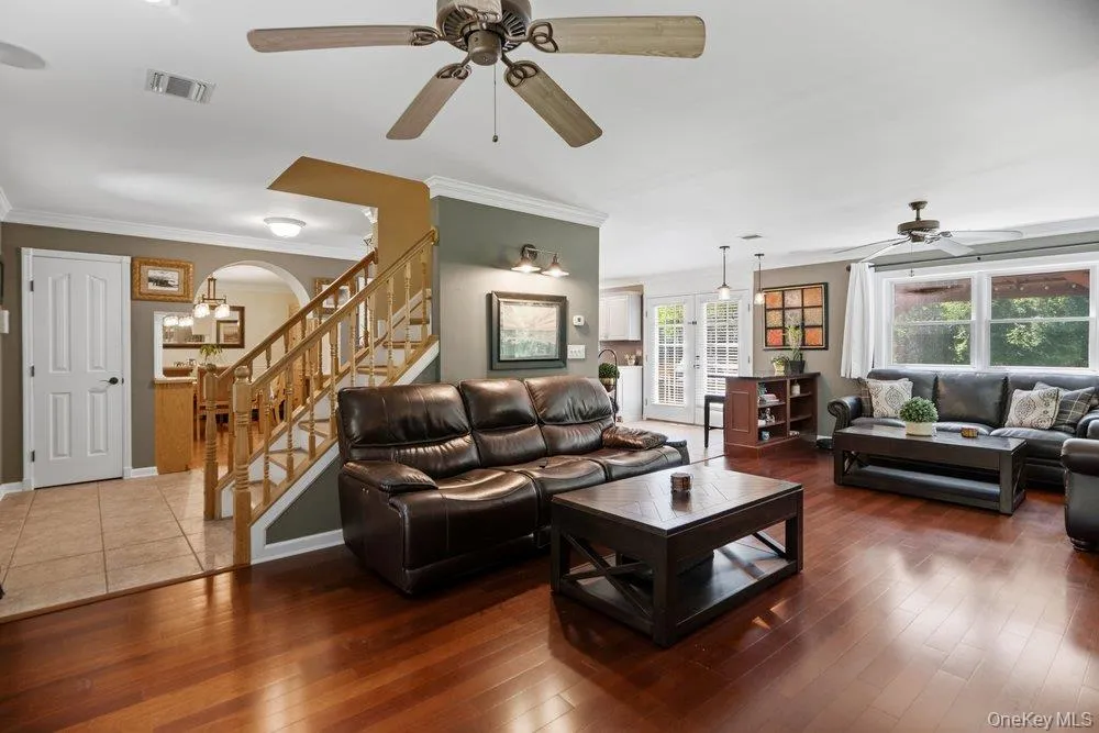 131 Jamaica Avenue, Brookhaven, NY, 4 Bedrooms Bedrooms, 8 Rooms Rooms,2 BathroomsBathrooms,Residential,For Rent,Jamaica,0,1009209 131 Jamaica Avenue, Brookhaven, NY, 4 Bedrooms Bedrooms, 8 Rooms Rooms,2 BathroomsBathrooms,Residential,For Rent,Jamaica,0,1009209