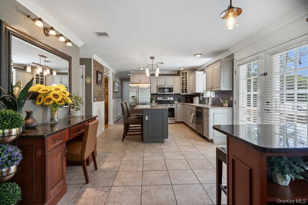 131 Jamaica Avenue, Brookhaven, NY, 4 Bedrooms Bedrooms, 8 Rooms Rooms,2 BathroomsBathrooms,Residential,For Rent,Jamaica,0,1009209 131 Jamaica Avenue, Brookhaven, NY, 4 Bedrooms Bedrooms, 8 Rooms Rooms,2 BathroomsBathrooms,Residential,For Rent,Jamaica,0,1009209