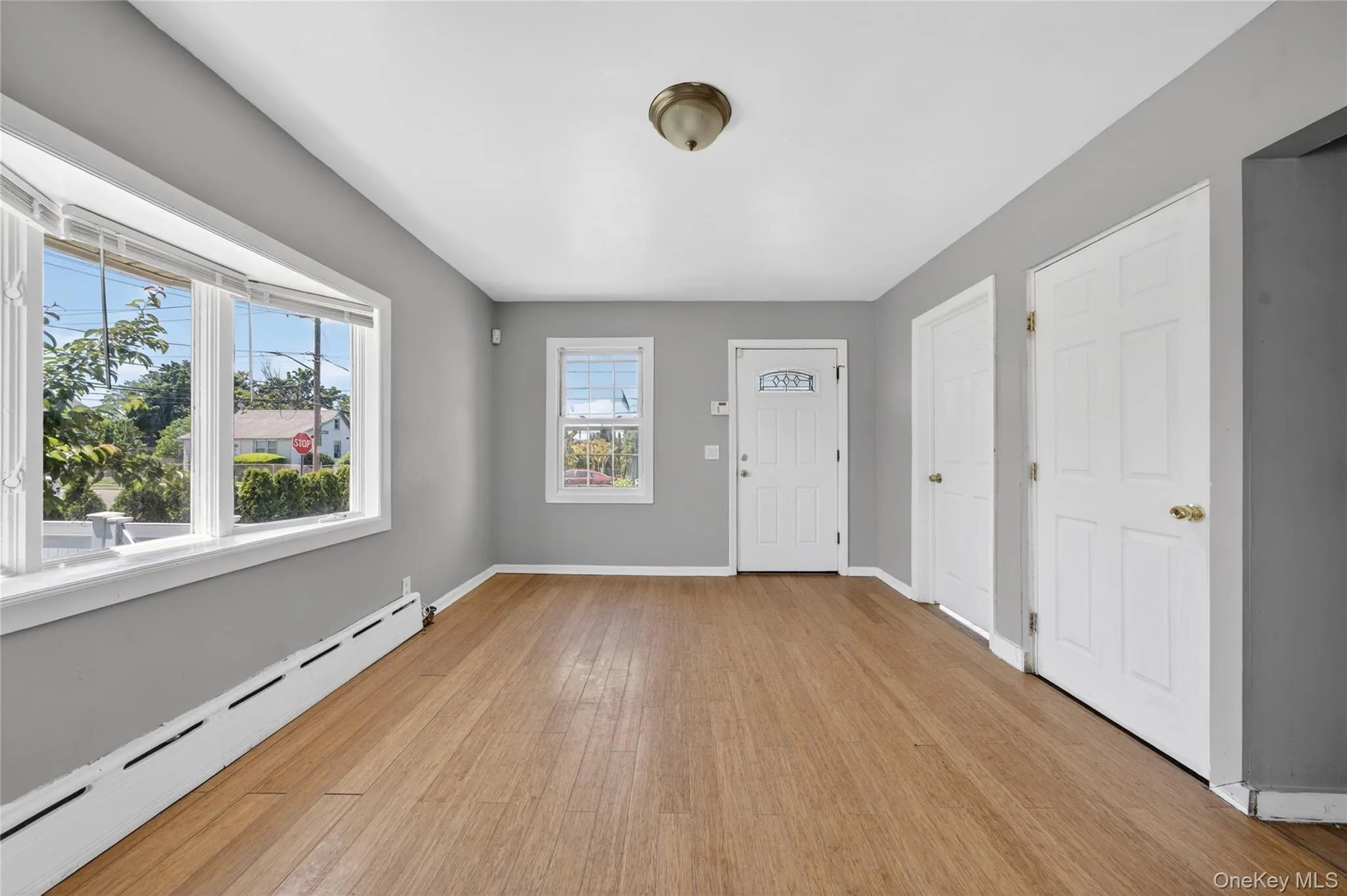 86 Remsen Avenue, Hempstead, NY, 3 Bedrooms Bedrooms, 8 Rooms Rooms,2 BathroomsBathrooms,Residential,For Rent,Remsen,0,1009210 86 Remsen Avenue, Hempstead, NY, 3 Bedrooms Bedrooms, 8 Rooms Rooms,2 BathroomsBathrooms,Residential,For Rent,Remsen,0,1009210