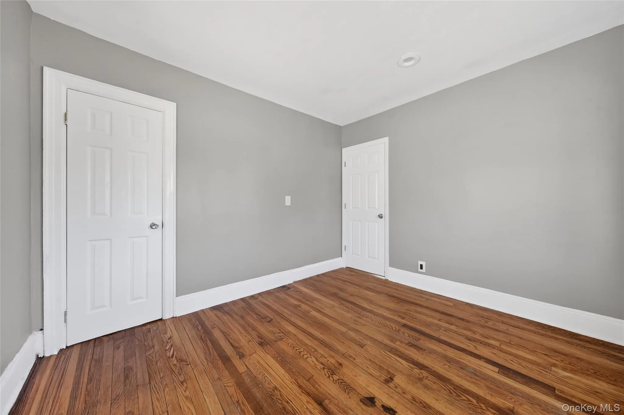 86 Remsen Avenue, Hempstead, NY, 3 Bedrooms Bedrooms, 8 Rooms Rooms,2 BathroomsBathrooms,Residential,For Rent,Remsen,0,1009210 86 Remsen Avenue, Hempstead, NY, 3 Bedrooms Bedrooms, 8 Rooms Rooms,2 BathroomsBathrooms,Residential,For Rent,Remsen,0,1009210