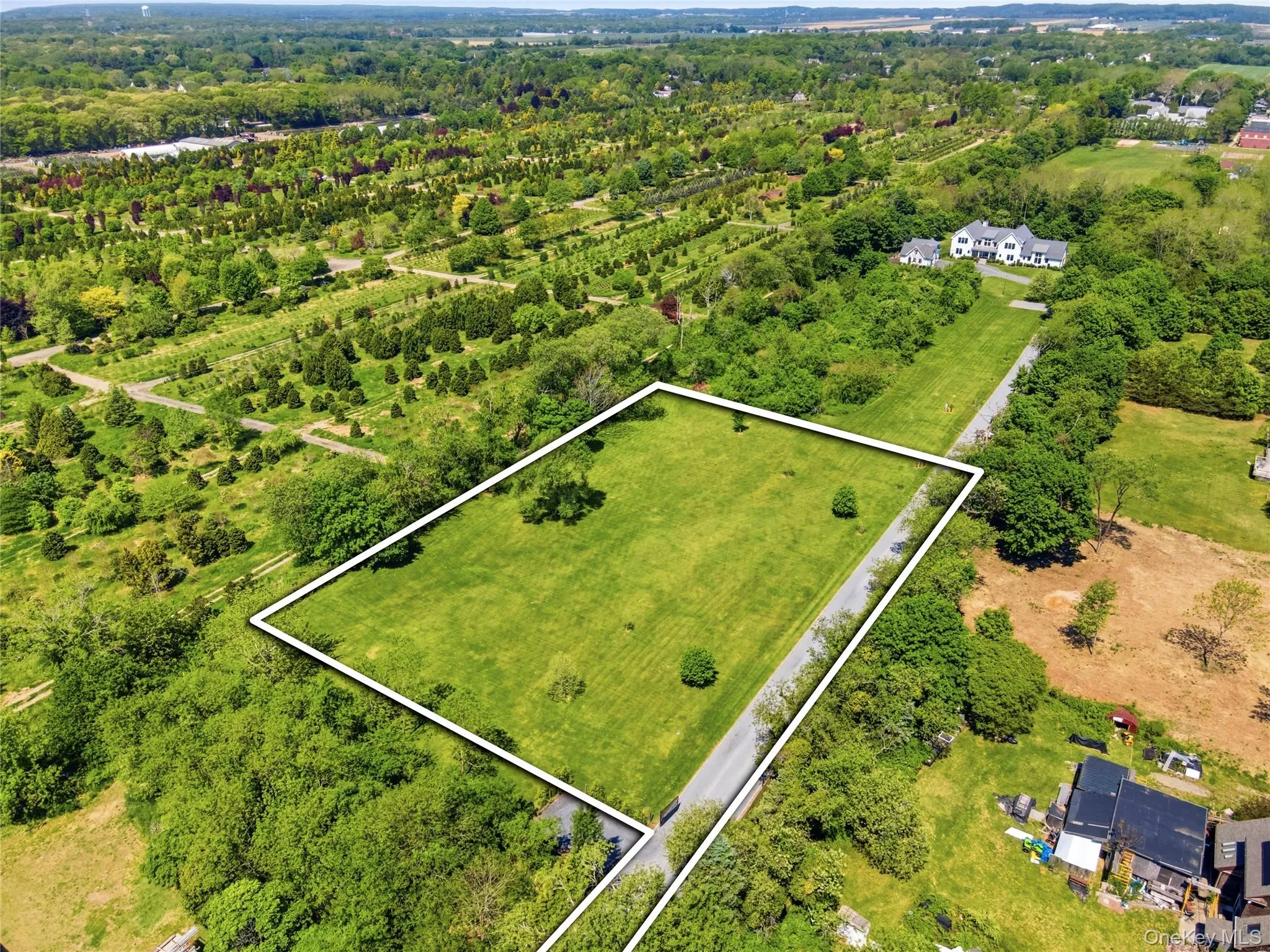 704 Hubbard Avenue, Riverhead, NY, 4 Bedrooms Bedrooms, 8 Rooms Rooms,4 BathroomsBathrooms,Residential,For Rent,Hubbard,0,1009212 704 Hubbard Avenue, Riverhead, NY, 4 Bedrooms Bedrooms, 8 Rooms Rooms,4 BathroomsBathrooms,Residential,For Rent,Hubbard,0,1009212