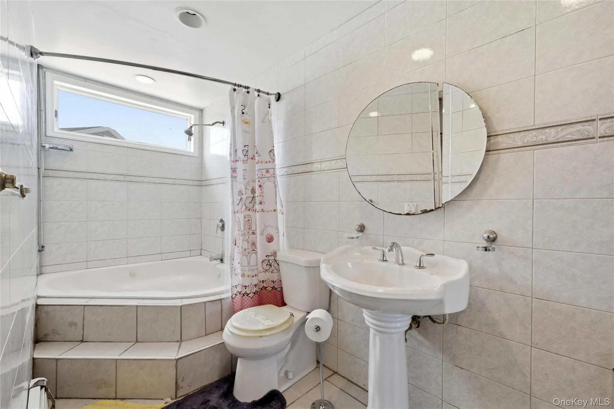32 White Street, Islip, NY, 3 Bedrooms Bedrooms, 9 Rooms Rooms,2 BathroomsBathrooms,Residential,For Rent,White,0,1009214 32 White Street, Islip, NY, 3 Bedrooms Bedrooms, 9 Rooms Rooms,2 BathroomsBathrooms,Residential,For Rent,White,0,1009214