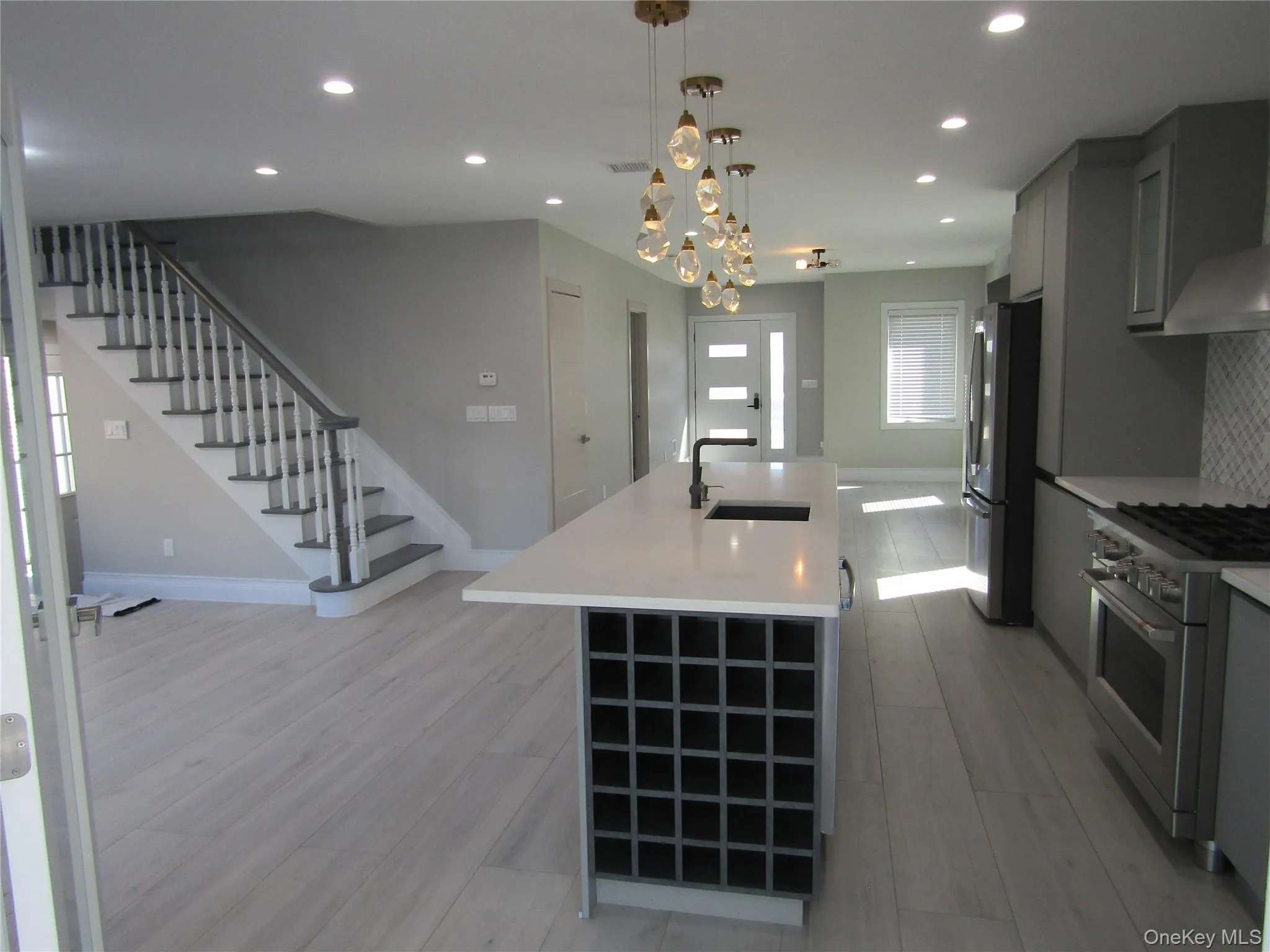 89 Kenneth Place, North Hempstead, NY, 4 Bedrooms Bedrooms, 8 Rooms Rooms,3 BathroomsBathrooms,Residential,For Rent,Kenneth,0,1009217 89 Kenneth Place, North Hempstead, NY, 4 Bedrooms Bedrooms, 8 Rooms Rooms,3 BathroomsBathrooms,Residential,For Rent,Kenneth,0,1009217