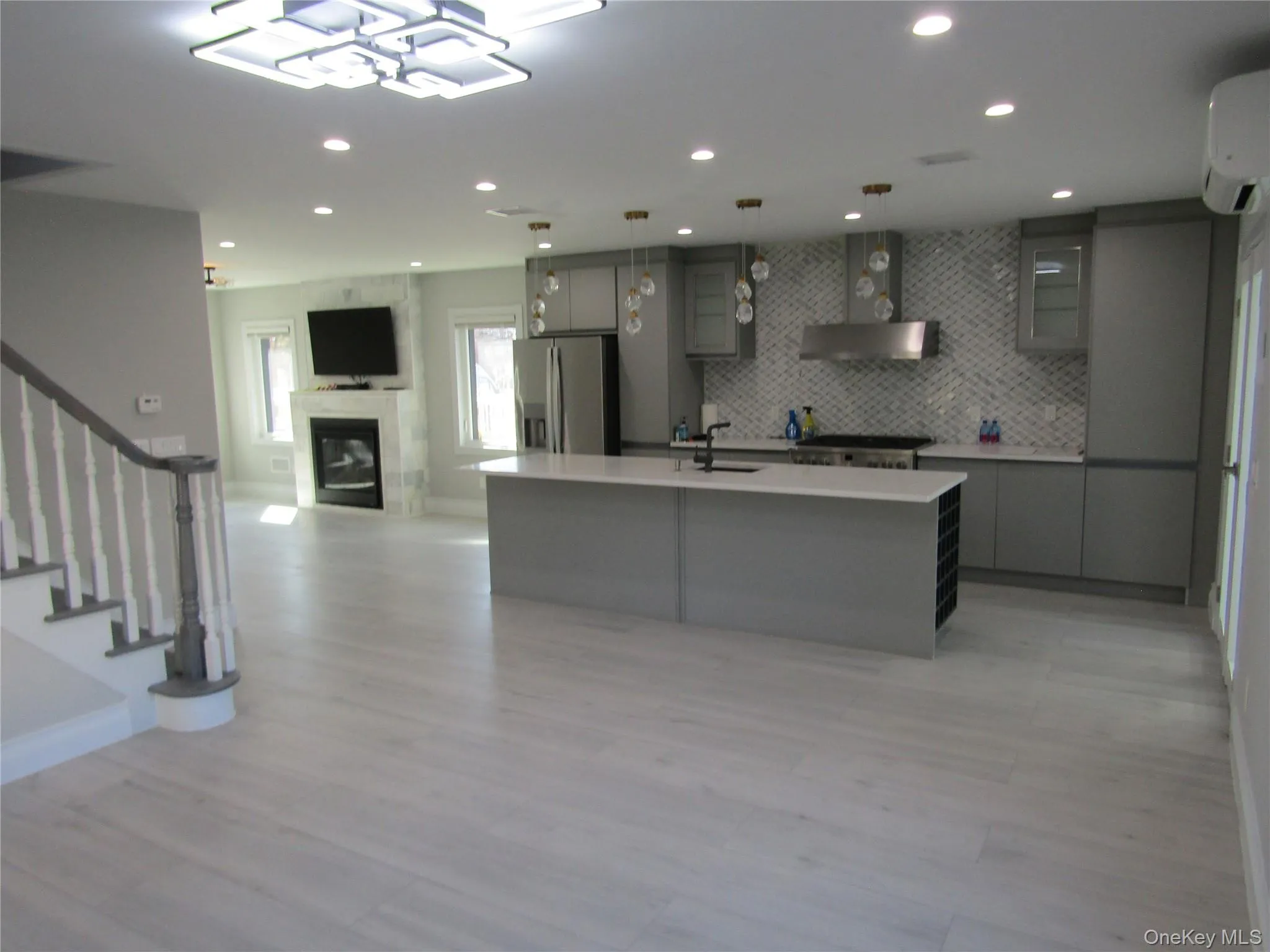 89 Kenneth Place, North Hempstead, NY, 4 Bedrooms Bedrooms, 8 Rooms Rooms,3 BathroomsBathrooms,Residential,For Rent,Kenneth,0,1009217 89 Kenneth Place, North Hempstead, NY, 4 Bedrooms Bedrooms, 8 Rooms Rooms,3 BathroomsBathrooms,Residential,For Rent,Kenneth,0,1009217