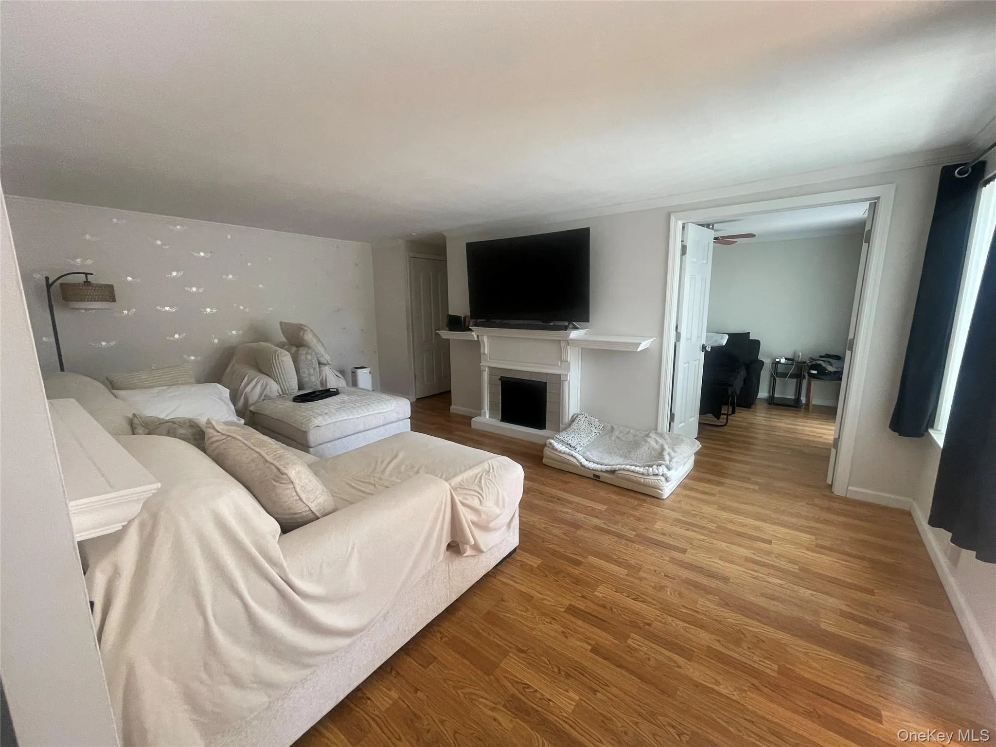 693 Blue Ridge, Brookhaven, NY, 2 Bedrooms Bedrooms, 5 Rooms Rooms,1 BathroomBathrooms,Residential,For Rent,Blue Ridge,0,1009218 693 Blue Ridge, Brookhaven, NY, 2 Bedrooms Bedrooms, 5 Rooms Rooms,1 BathroomBathrooms,Residential,For Rent,Blue Ridge,0,1009218