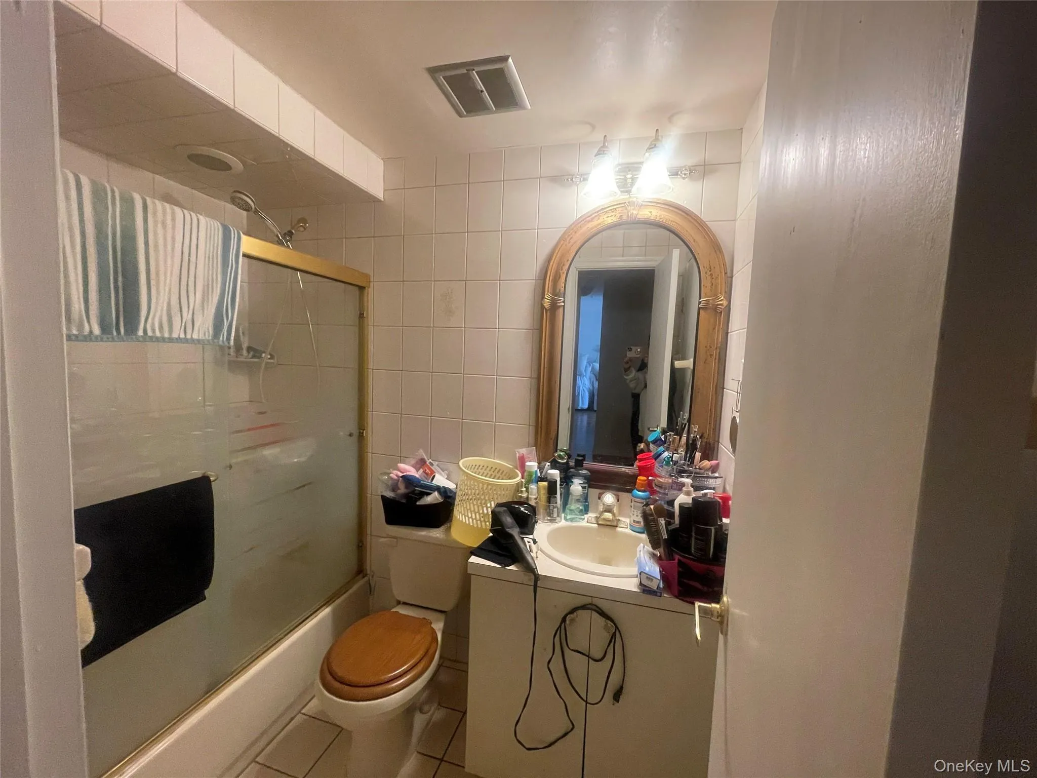 693 Blue Ridge, Brookhaven, NY, 2 Bedrooms Bedrooms, 5 Rooms Rooms,1 BathroomBathrooms,Residential,For Rent,Blue Ridge,0,1009218 693 Blue Ridge, Brookhaven, NY, 2 Bedrooms Bedrooms, 5 Rooms Rooms,1 BathroomBathrooms,Residential,For Rent,Blue Ridge,0,1009218