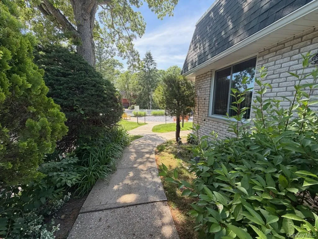693 Blue Ridge, Brookhaven, NY, 2 Bedrooms Bedrooms, 5 Rooms Rooms,1 BathroomBathrooms,Residential,For Rent,Blue Ridge,0,1009218 693 Blue Ridge, Brookhaven, NY, 2 Bedrooms Bedrooms, 5 Rooms Rooms,1 BathroomBathrooms,Residential,For Rent,Blue Ridge,0,1009218