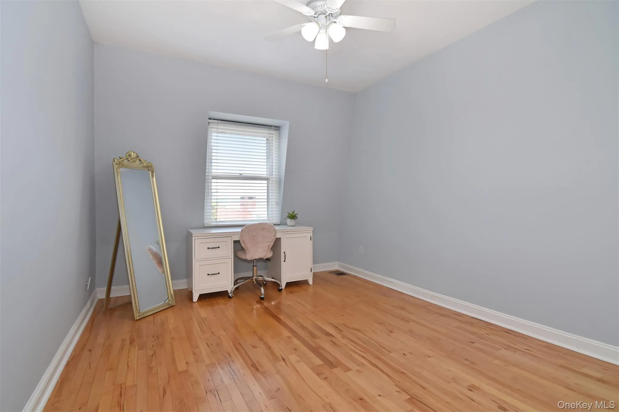 152 Broadway, Greenburgh, NY, 3 Bedrooms Bedrooms, 8 Rooms Rooms,2 BathroomsBathrooms,Residential Lease,For Rent,Broadway,0,1009220 152 Broadway, Greenburgh, NY, 3 Bedrooms Bedrooms, 8 Rooms Rooms,2 BathroomsBathrooms,Residential Lease,For Rent,Broadway,0,1009220