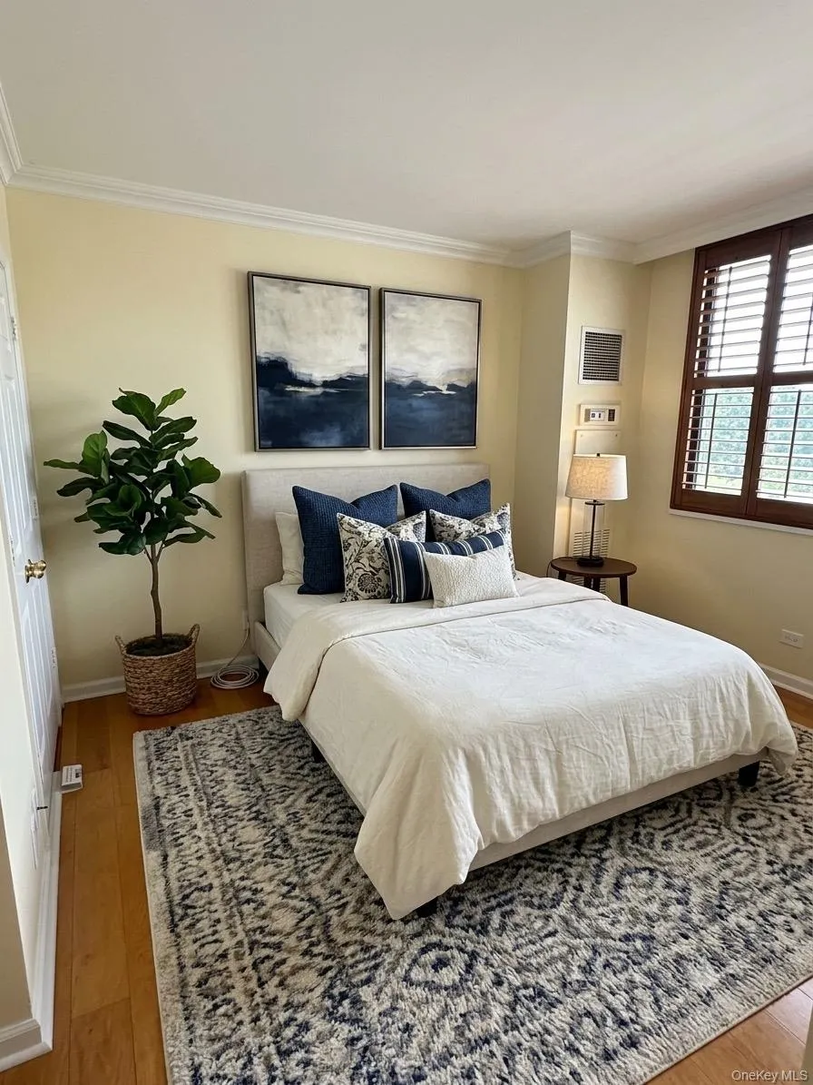27110 Grand Central Parkway, New York, NY, 3 Rooms Rooms,1 BathroomBathrooms,Residential,For Rent,Grand Central,0,1009224 27110 Grand Central Parkway, New York, NY, 3 Rooms Rooms,1 BathroomBathrooms,Residential,For Rent,Grand Central,0,1009224