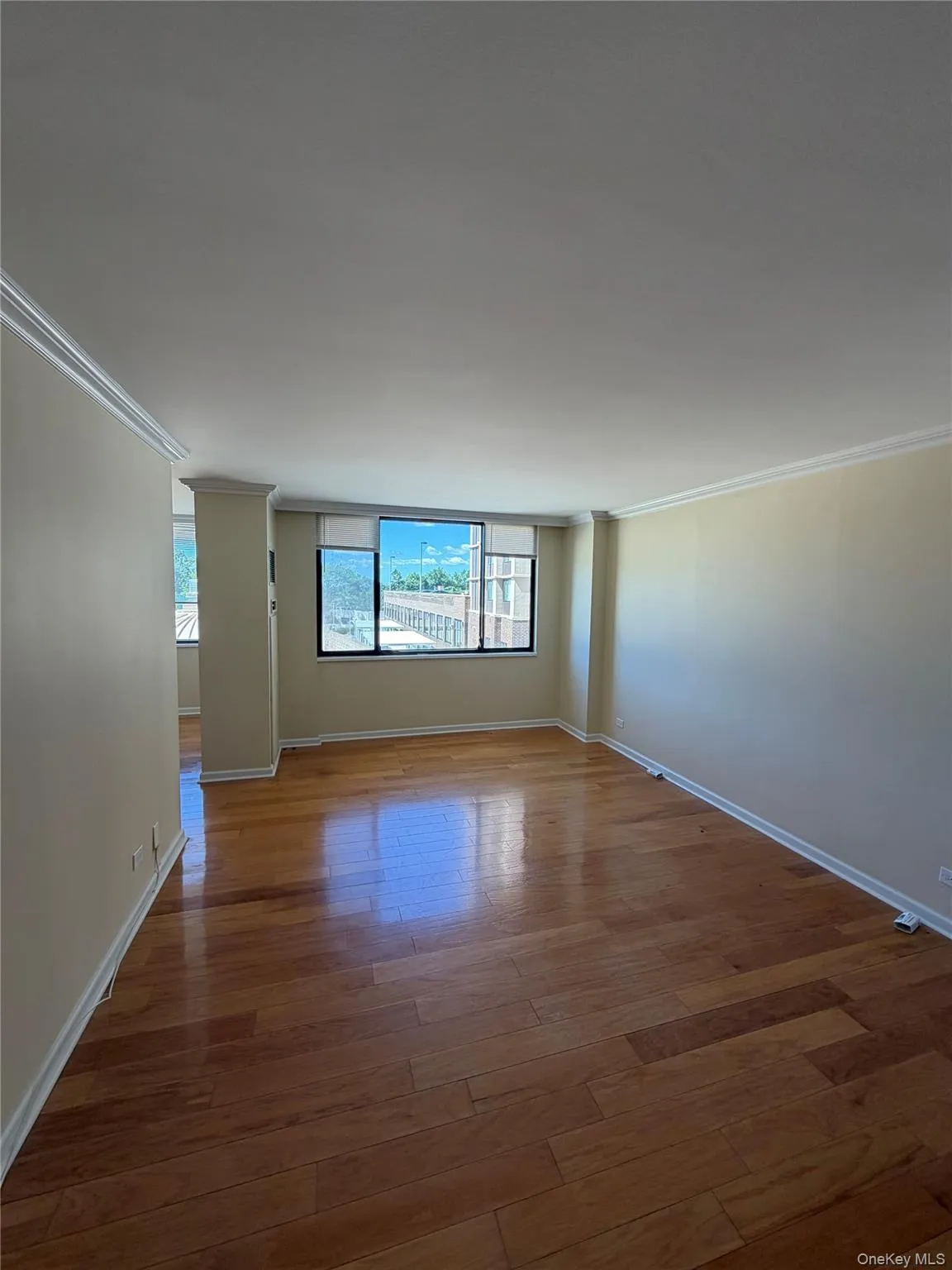 27110 Grand Central Parkway, New York, NY, 3 Rooms Rooms,1 BathroomBathrooms,Residential,For Rent,Grand Central,0,1009224 27110 Grand Central Parkway, New York, NY, 3 Rooms Rooms,1 BathroomBathrooms,Residential,For Rent,Grand Central,0,1009224