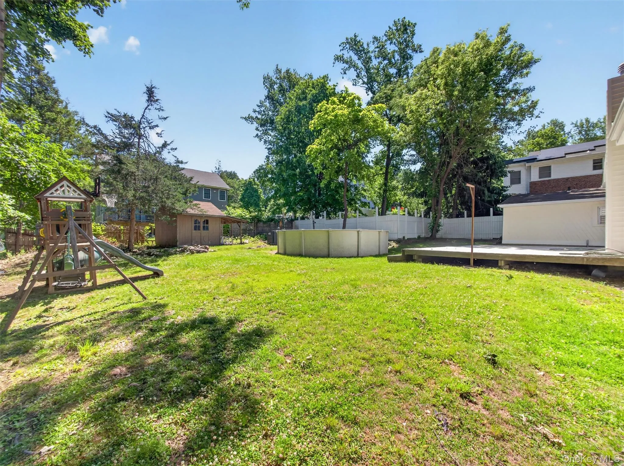 14 Forest Glen Road, Clarkstown, NY, 3 Bedrooms Bedrooms, 8 Rooms Rooms,2 BathroomsBathrooms,Residential,For Rent,Forest Glen,0,1009228 14 Forest Glen Road, Clarkstown, NY, 3 Bedrooms Bedrooms, 8 Rooms Rooms,2 BathroomsBathrooms,Residential,For Rent,Forest Glen,0,1009228