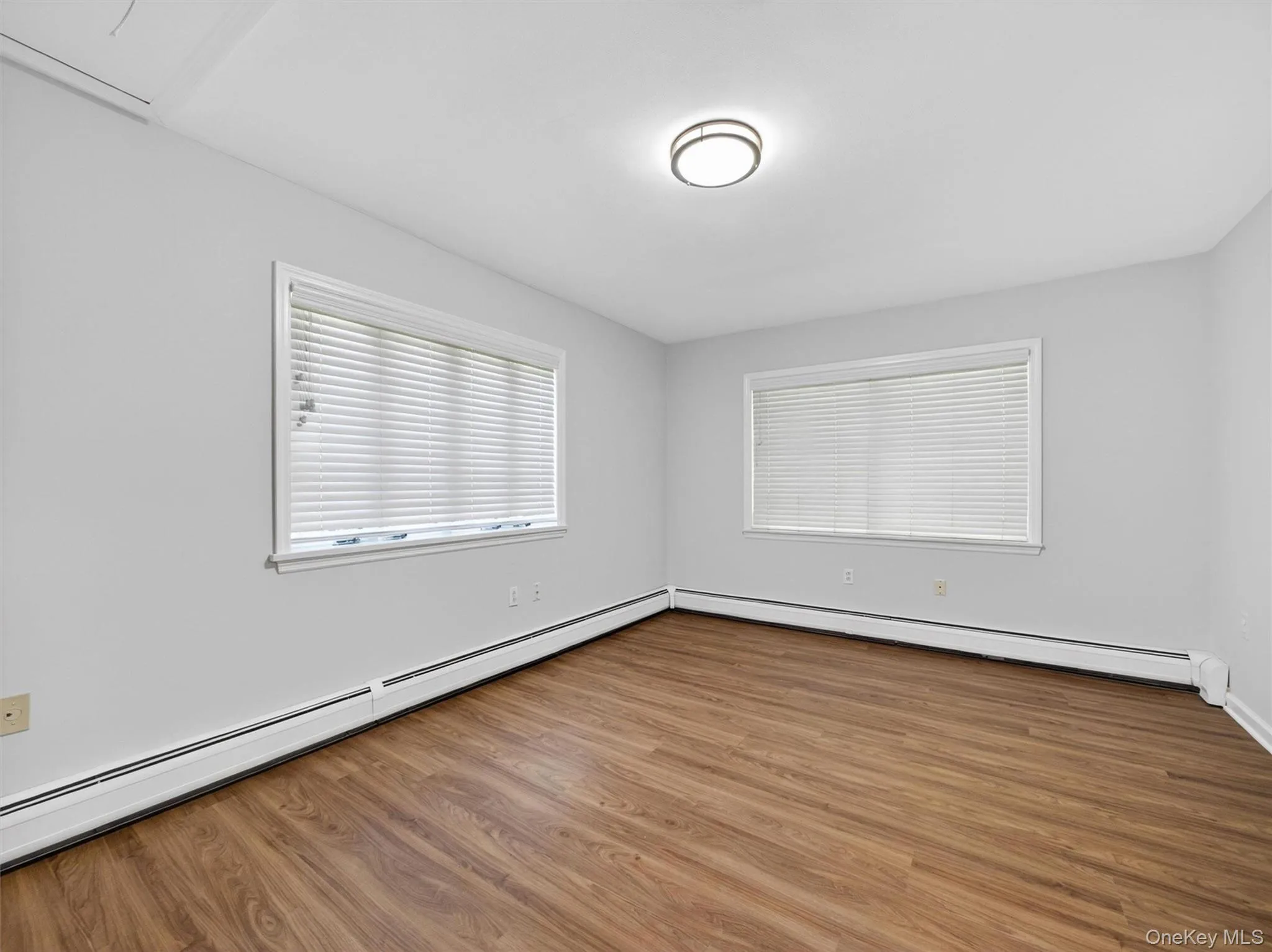 14 Forest Glen Road, Clarkstown, NY, 3 Bedrooms Bedrooms, 8 Rooms Rooms,2 BathroomsBathrooms,Residential,For Rent,Forest Glen,0,1009228 14 Forest Glen Road, Clarkstown, NY, 3 Bedrooms Bedrooms, 8 Rooms Rooms,2 BathroomsBathrooms,Residential,For Rent,Forest Glen,0,1009228