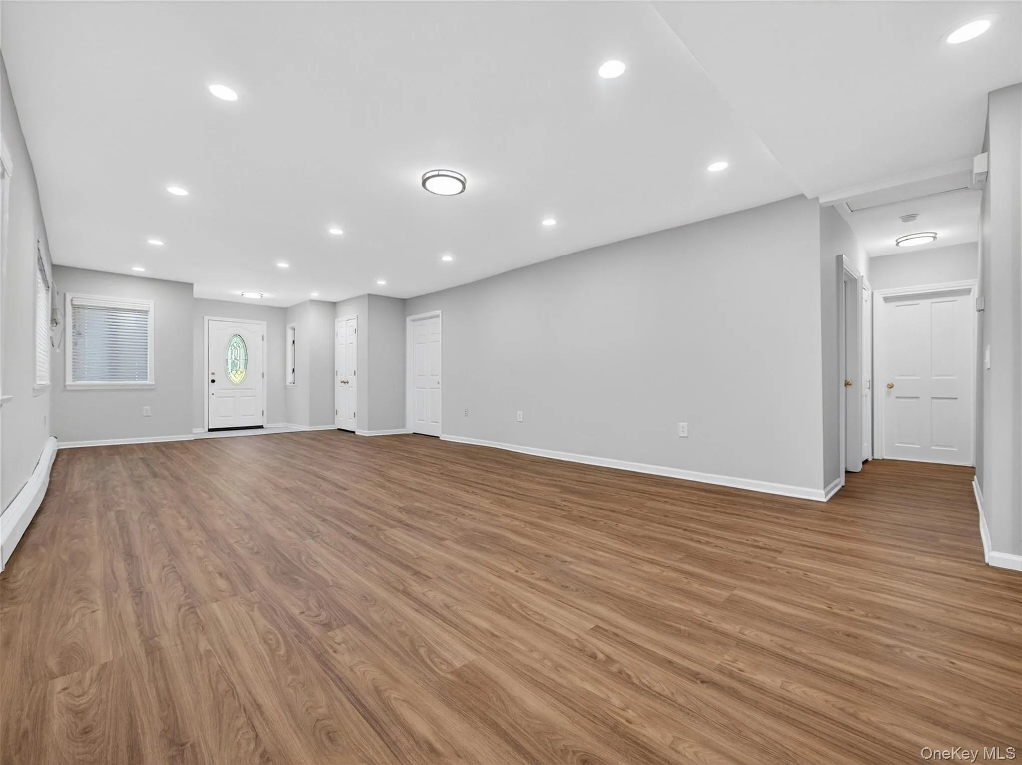 14 Forest Glen Road, Clarkstown, NY, 3 Bedrooms Bedrooms, 8 Rooms Rooms,2 BathroomsBathrooms,Residential,For Rent,Forest Glen,0,1009228 14 Forest Glen Road, Clarkstown, NY, 3 Bedrooms Bedrooms, 8 Rooms Rooms,2 BathroomsBathrooms,Residential,For Rent,Forest Glen,0,1009228