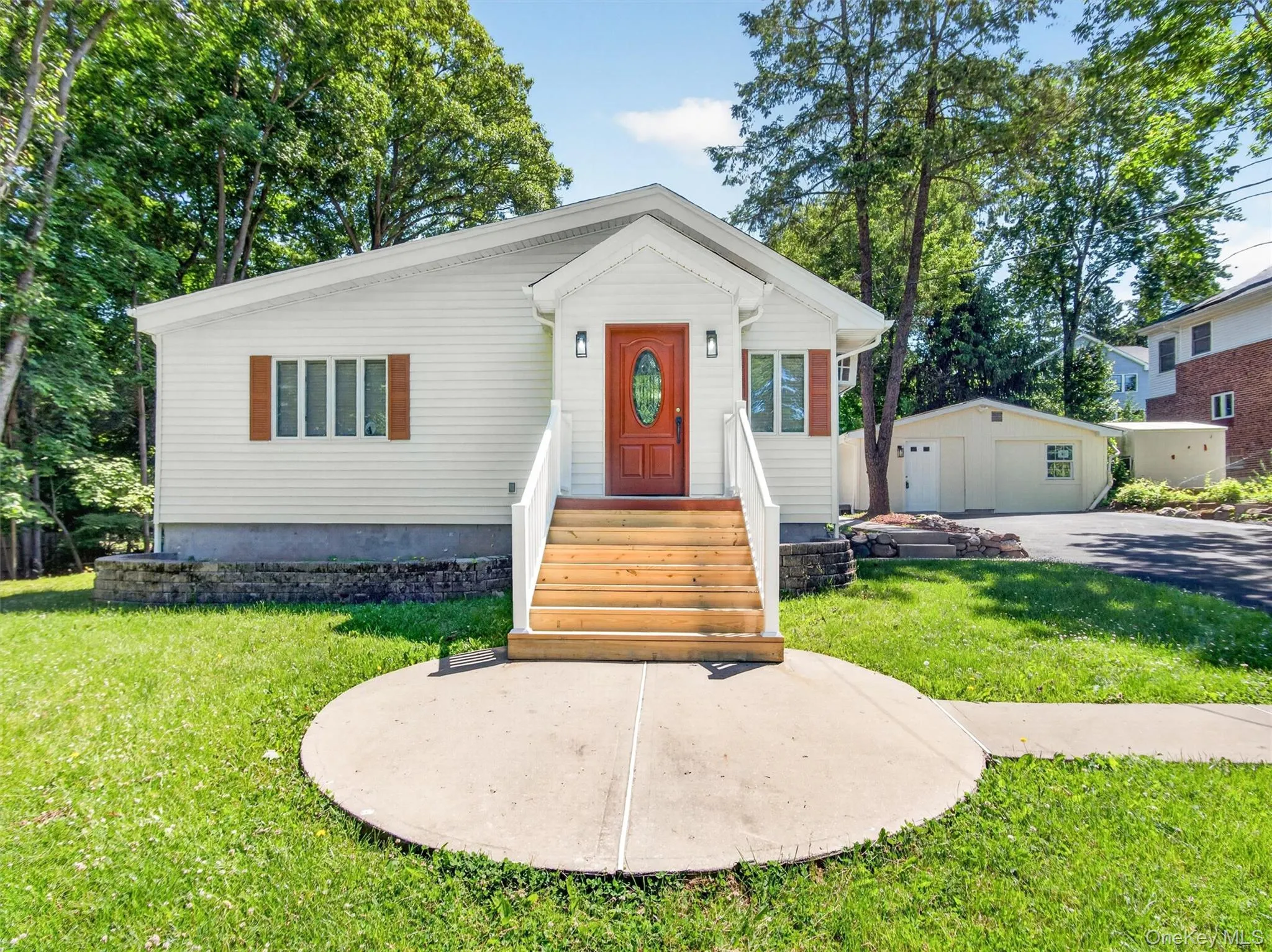 14 Forest Glen Road, Clarkstown, NY, 3 Bedrooms Bedrooms, 8 Rooms Rooms,2 BathroomsBathrooms,Residential,For Rent,Forest Glen,0,1009228 14 Forest Glen Road, Clarkstown, NY, 3 Bedrooms Bedrooms, 8 Rooms Rooms,2 BathroomsBathrooms,Residential,For Rent,Forest Glen,0,1009228