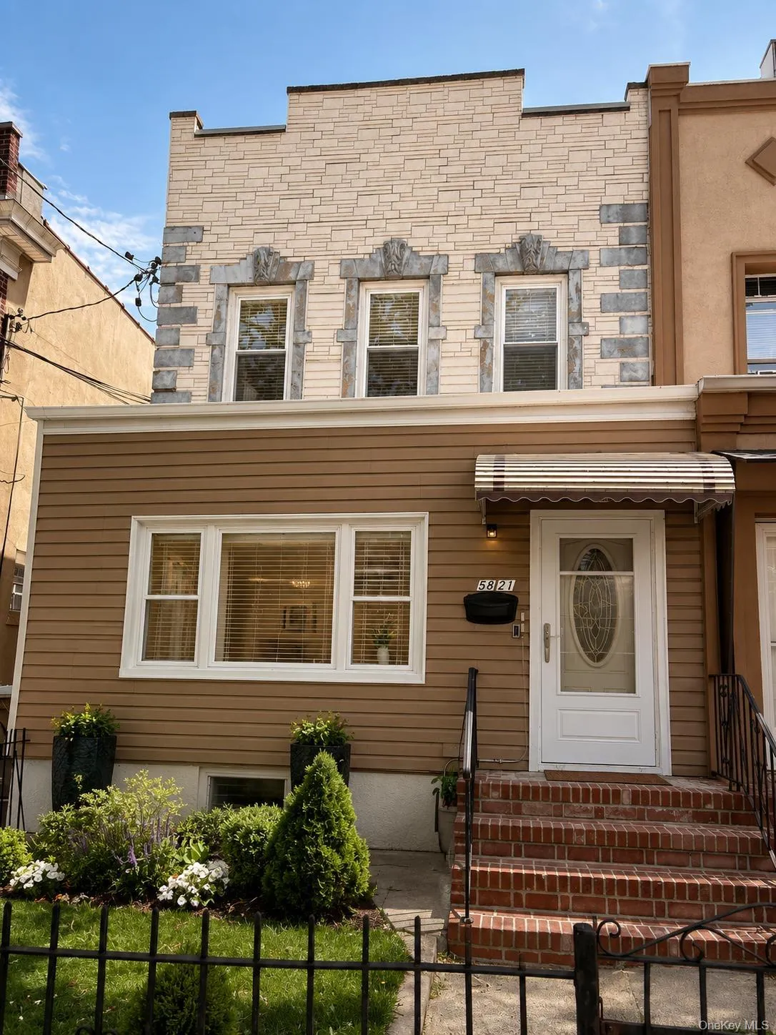 5821 69th Place, New York, NY, 2 Bedrooms Bedrooms, 4 Rooms Rooms,1 BathroomBathrooms,Residential Lease,For Rent,69th,0,1009230 5821 69th Place, New York, NY, 2 Bedrooms Bedrooms, 4 Rooms Rooms,1 BathroomBathrooms,Residential Lease,For Rent,69th,0,1009230