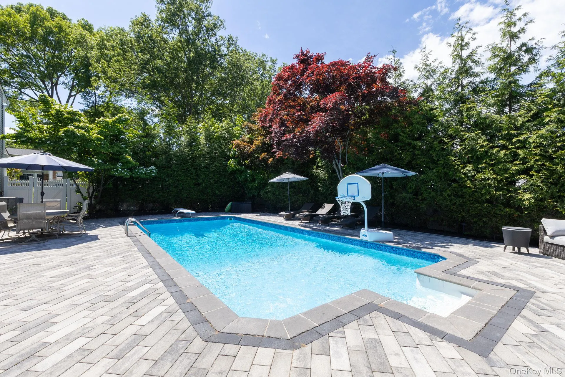 27 Winslow Lane, Smithtown, NY, 4 Bedrooms Bedrooms, 8 Rooms Rooms,2 BathroomsBathrooms,Residential,For Rent,Winslow,0,1009232 27 Winslow Lane, Smithtown, NY, 4 Bedrooms Bedrooms, 8 Rooms Rooms,2 BathroomsBathrooms,Residential,For Rent,Winslow,0,1009232
