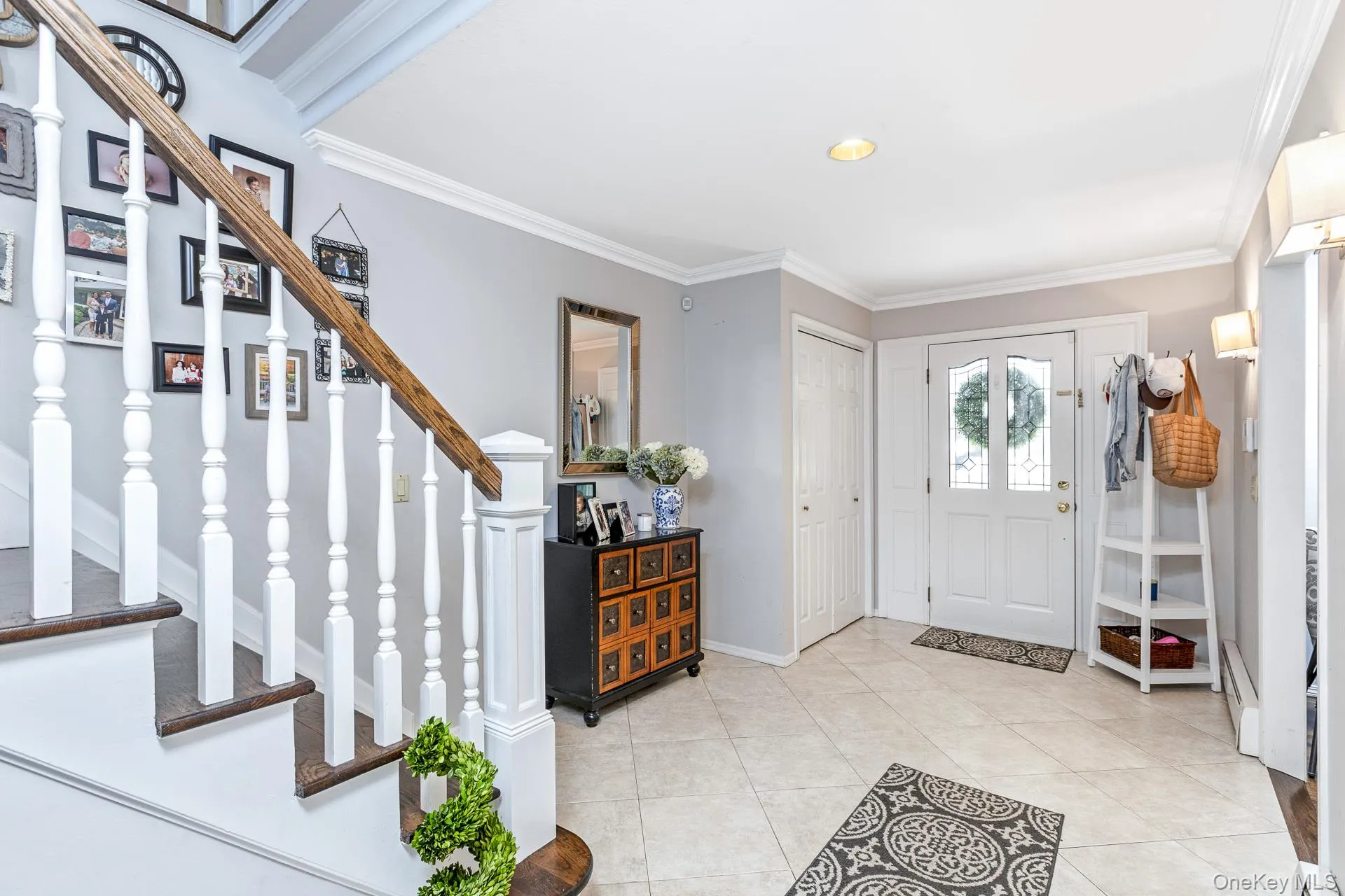 27 Winslow Lane, Smithtown, NY, 4 Bedrooms Bedrooms, 8 Rooms Rooms,2 BathroomsBathrooms,Residential,For Rent,Winslow,0,1009232 27 Winslow Lane, Smithtown, NY, 4 Bedrooms Bedrooms, 8 Rooms Rooms,2 BathroomsBathrooms,Residential,For Rent,Winslow,0,1009232