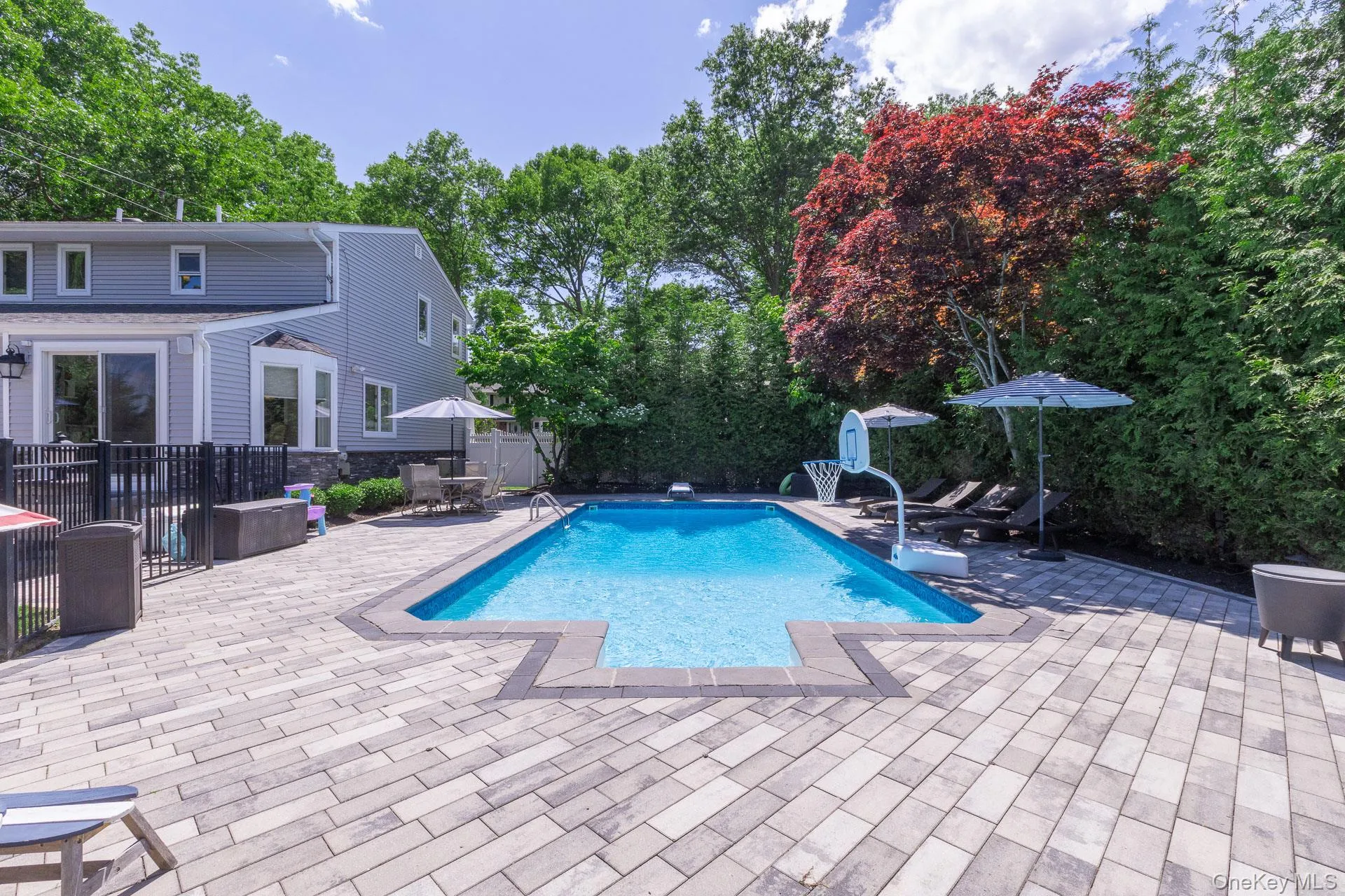 27 Winslow Lane, Smithtown, NY, 4 Bedrooms Bedrooms, 8 Rooms Rooms,2 BathroomsBathrooms,Residential,For Rent,Winslow,0,1009232 27 Winslow Lane, Smithtown, NY, 4 Bedrooms Bedrooms, 8 Rooms Rooms,2 BathroomsBathrooms,Residential,For Rent,Winslow,0,1009232