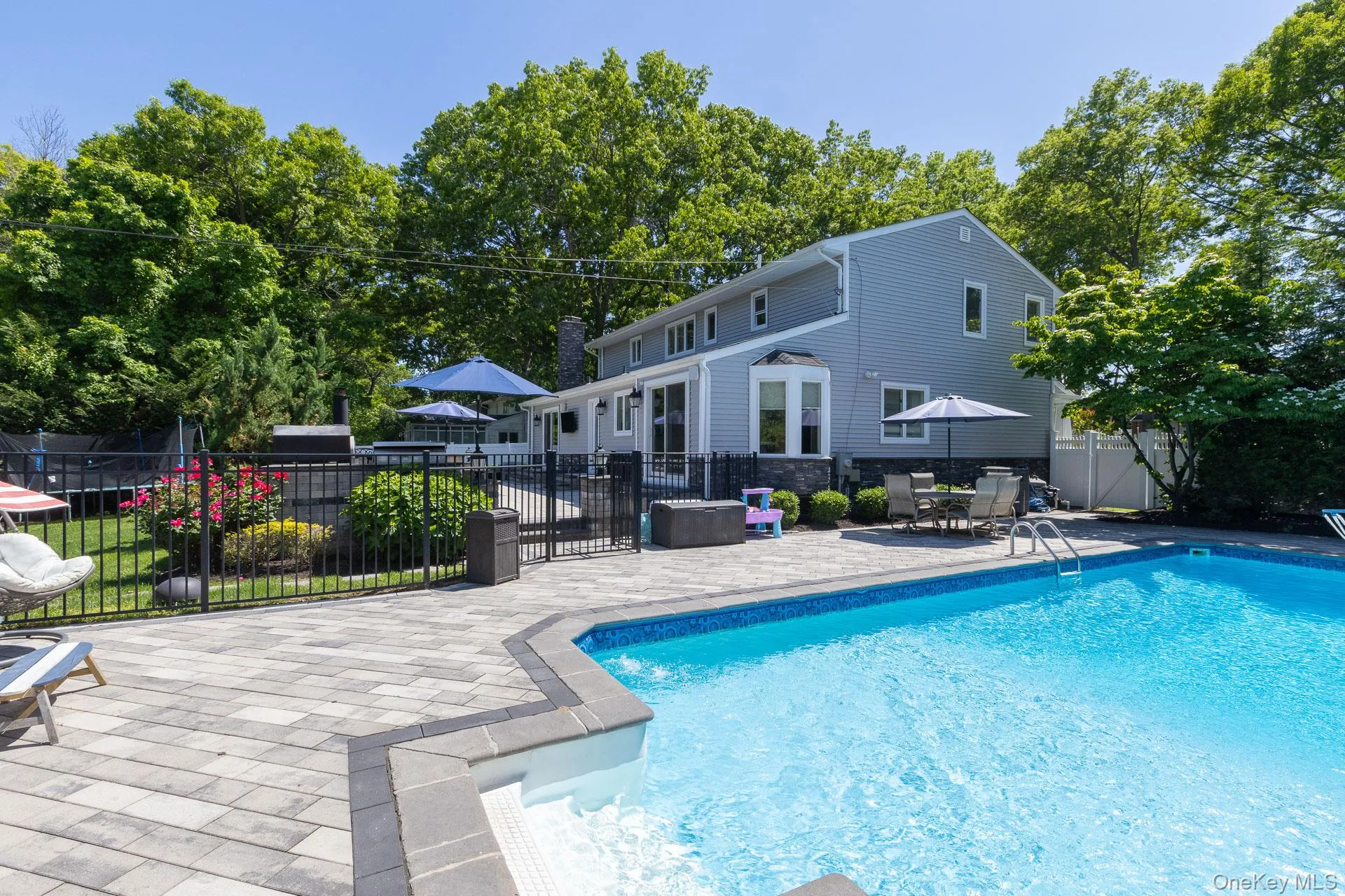 27 Winslow Lane, Smithtown, NY, 4 Bedrooms Bedrooms, 8 Rooms Rooms,2 BathroomsBathrooms,Residential,For Rent,Winslow,0,1009232 27 Winslow Lane, Smithtown, NY, 4 Bedrooms Bedrooms, 8 Rooms Rooms,2 BathroomsBathrooms,Residential,For Rent,Winslow,0,1009232