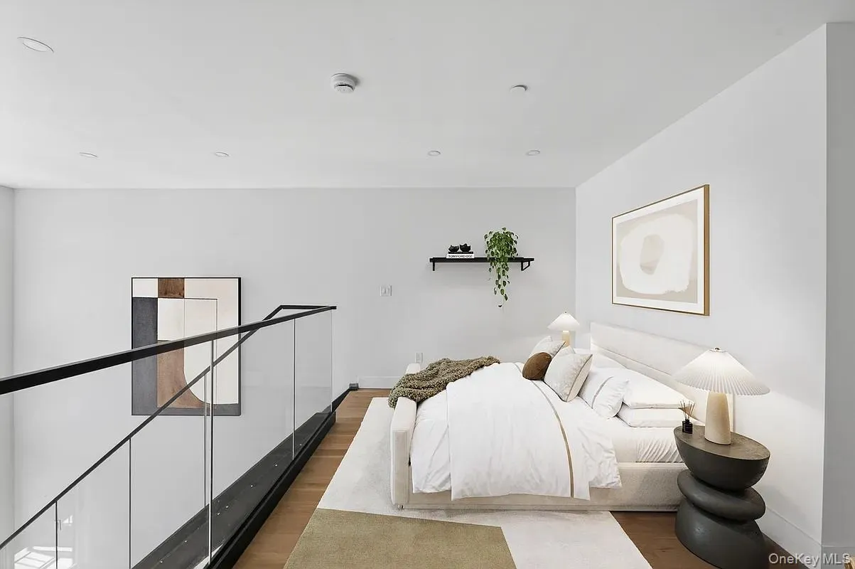 31-65 14th Street, New York, NY, 2 Bedrooms Bedrooms, 5 Rooms Rooms,1 BathroomBathrooms,Residential,For Rent,14th,0,1009239 31-65 14th Street, New York, NY, 2 Bedrooms Bedrooms, 5 Rooms Rooms,1 BathroomBathrooms,Residential,For Rent,14th,0,1009239