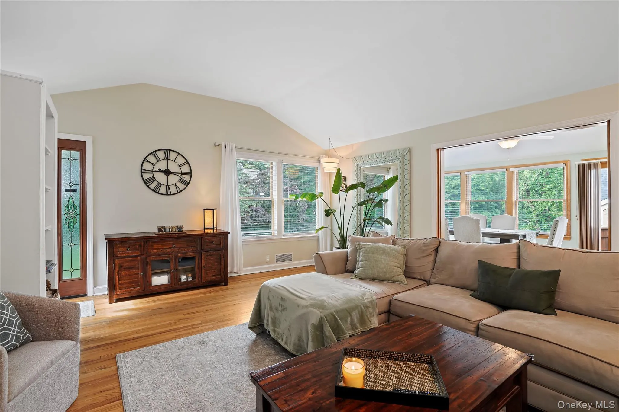 61 Ridgewood Drive, Mount Pleasant, NY, 3 Bedrooms Bedrooms, 7 Rooms Rooms,2 BathroomsBathrooms,Residential,For Rent,Ridgewood,0,1009246 61 Ridgewood Drive, Mount Pleasant, NY, 3 Bedrooms Bedrooms, 7 Rooms Rooms,2 BathroomsBathrooms,Residential,For Rent,Ridgewood,0,1009246