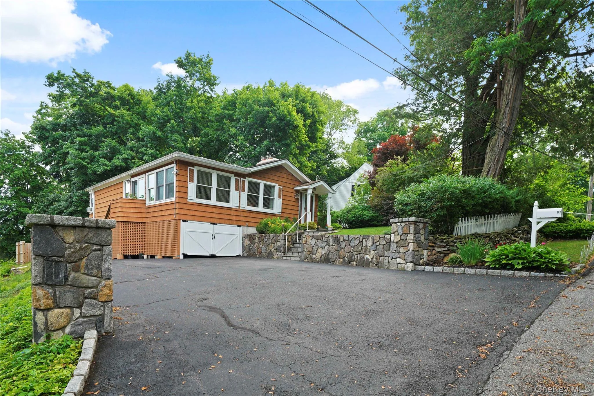 61 Ridgewood Drive, Mount Pleasant, NY, 3 Bedrooms Bedrooms, 7 Rooms Rooms,2 BathroomsBathrooms,Residential,For Rent,Ridgewood,0,1009246 61 Ridgewood Drive, Mount Pleasant, NY, 3 Bedrooms Bedrooms, 7 Rooms Rooms,2 BathroomsBathrooms,Residential,For Rent,Ridgewood,0,1009246