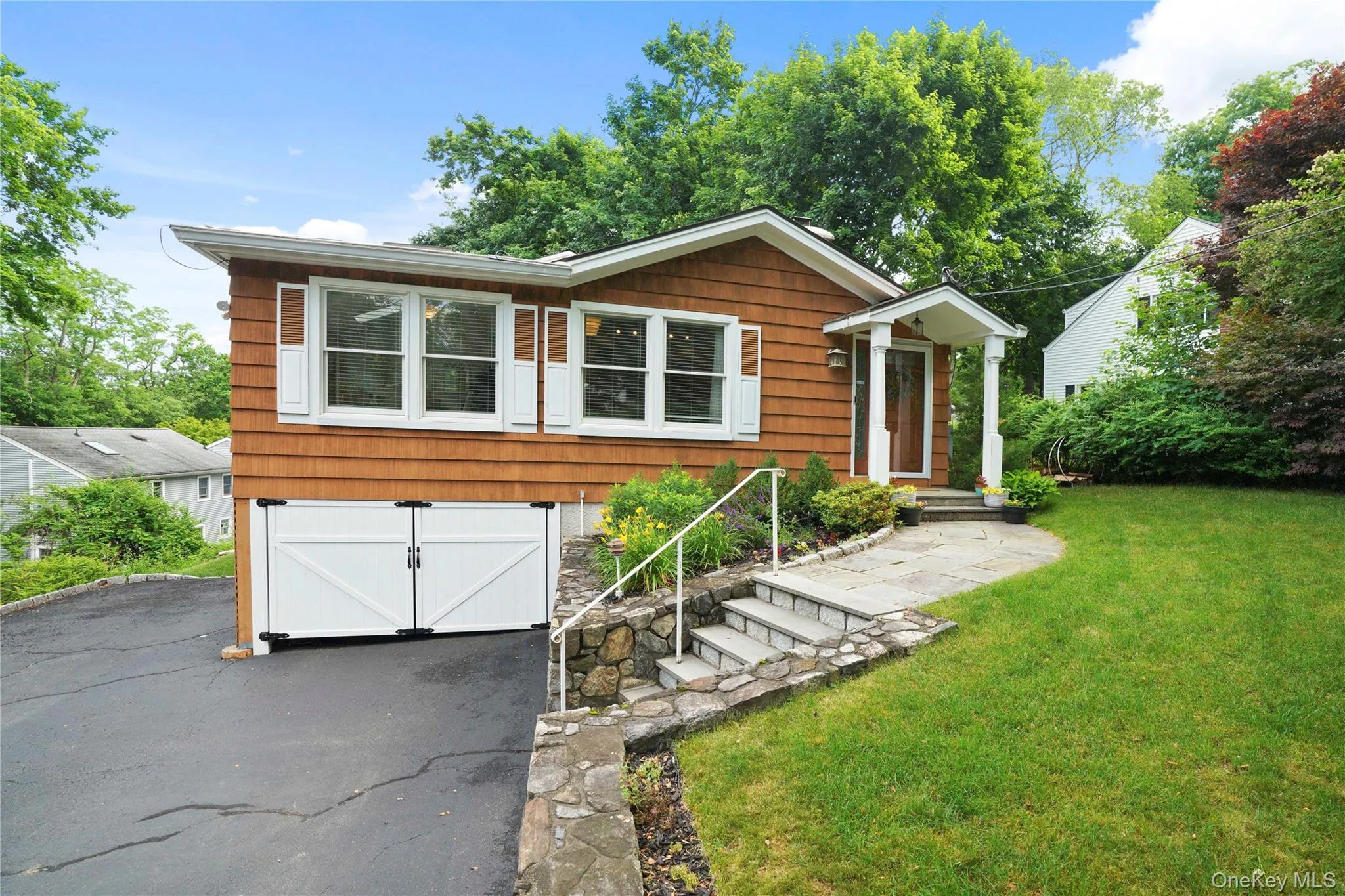 61 Ridgewood Drive, Mount Pleasant, NY, 3 Bedrooms Bedrooms, 7 Rooms Rooms,2 BathroomsBathrooms,Residential,For Rent,Ridgewood,0,1009246 61 Ridgewood Drive, Mount Pleasant, NY, 3 Bedrooms Bedrooms, 7 Rooms Rooms,2 BathroomsBathrooms,Residential,For Rent,Ridgewood,0,1009246