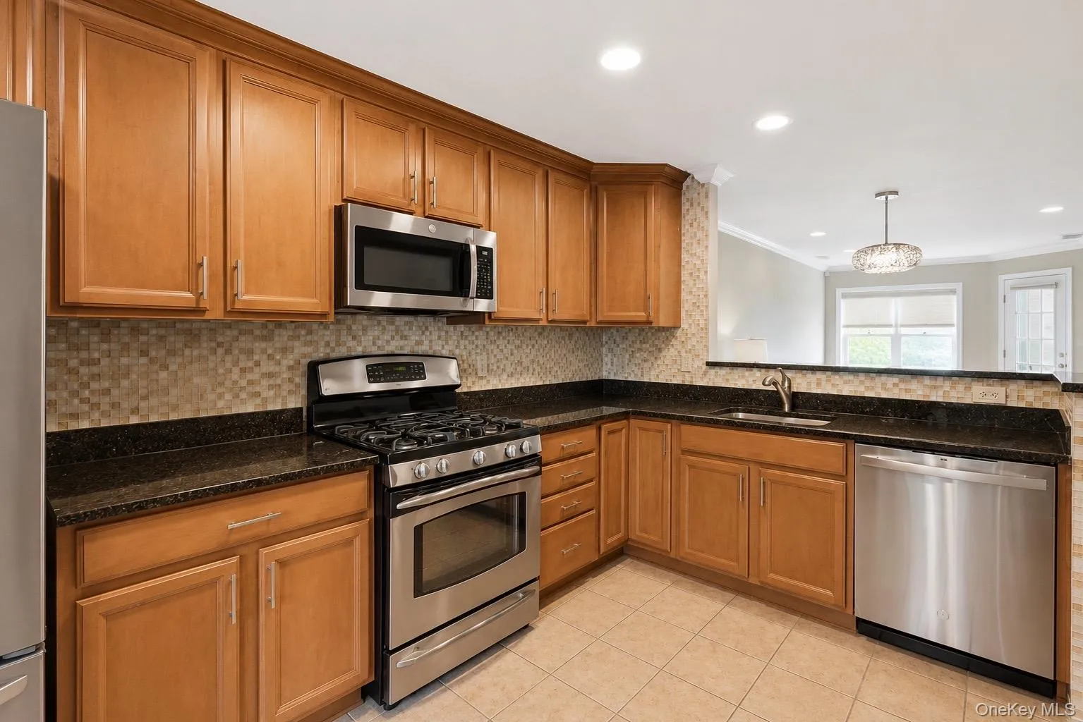 323 Waterside Close, Peekskill, NY, 2 Bedrooms Bedrooms, 5 Rooms Rooms,2 BathroomsBathrooms,Residential,For Rent,Waterside Close,0,1009249 323 Waterside Close, Peekskill, NY, 2 Bedrooms Bedrooms, 5 Rooms Rooms,2 BathroomsBathrooms,Residential,For Rent,Waterside Close,0,1009249