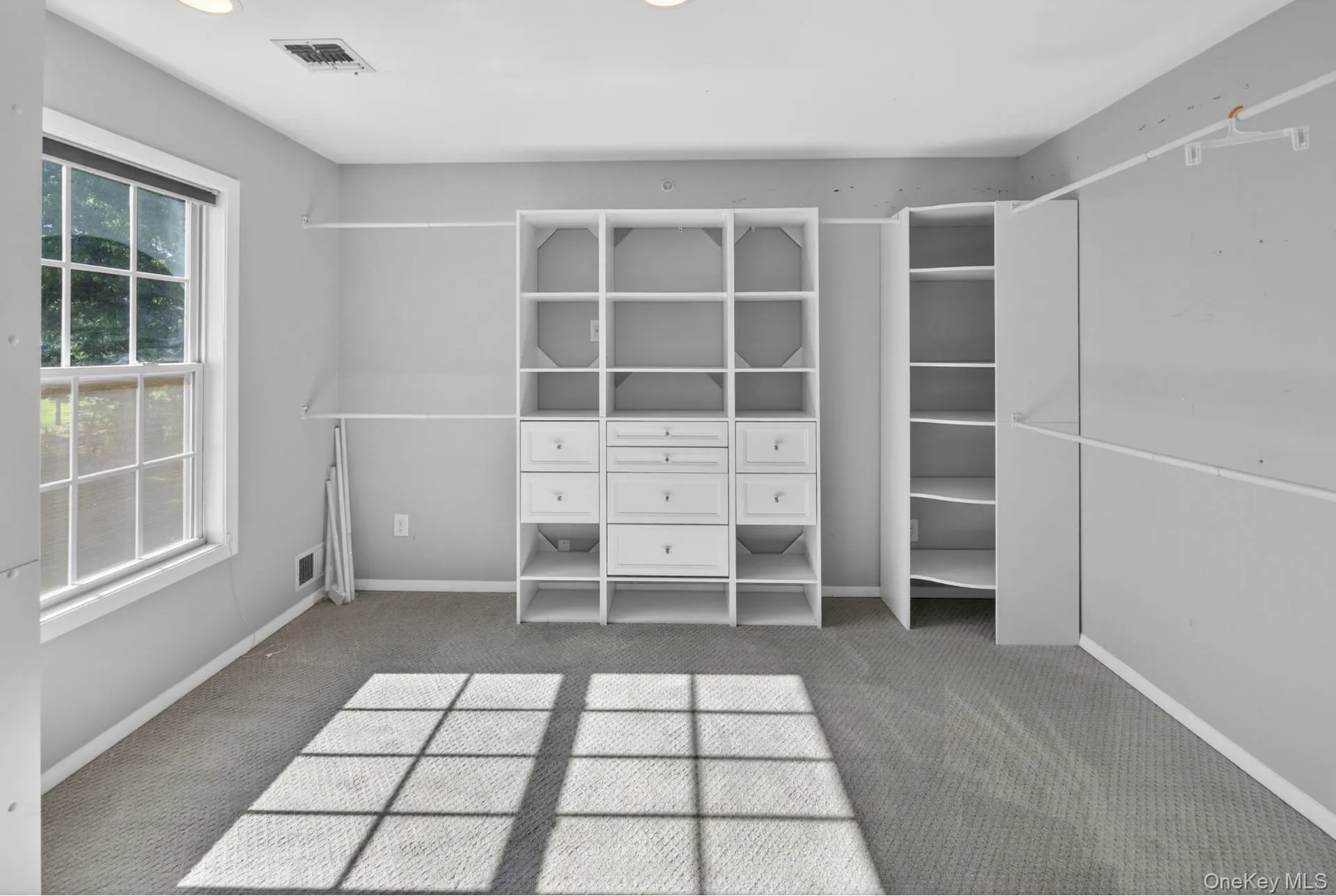 235 Kettles Lane, Brookhaven, NY, 3 Bedrooms Bedrooms, 10 Rooms Rooms,2 BathroomsBathrooms,Residential,For Rent,Kettles,0,1009251 235 Kettles Lane, Brookhaven, NY, 3 Bedrooms Bedrooms, 10 Rooms Rooms,2 BathroomsBathrooms,Residential,For Rent,Kettles,0,1009251