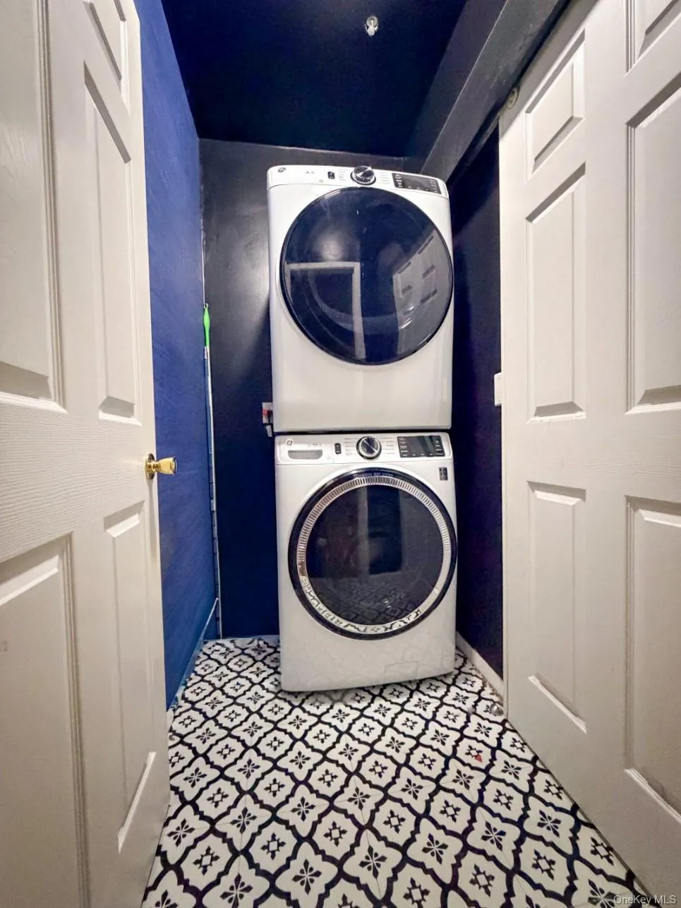 235 Kettles Lane, Brookhaven, NY, 3 Bedrooms Bedrooms, 10 Rooms Rooms,2 BathroomsBathrooms,Residential,For Rent,Kettles,0,1009251 235 Kettles Lane, Brookhaven, NY, 3 Bedrooms Bedrooms, 10 Rooms Rooms,2 BathroomsBathrooms,Residential,For Rent,Kettles,0,1009251