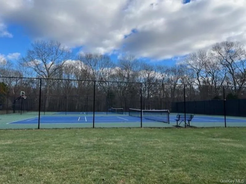 235 Kettles Lane, Brookhaven, NY, 3 Bedrooms Bedrooms, 10 Rooms Rooms,2 BathroomsBathrooms,Residential,For Rent,Kettles,0,1009251 235 Kettles Lane, Brookhaven, NY, 3 Bedrooms Bedrooms, 10 Rooms Rooms,2 BathroomsBathrooms,Residential,For Rent,Kettles,0,1009251