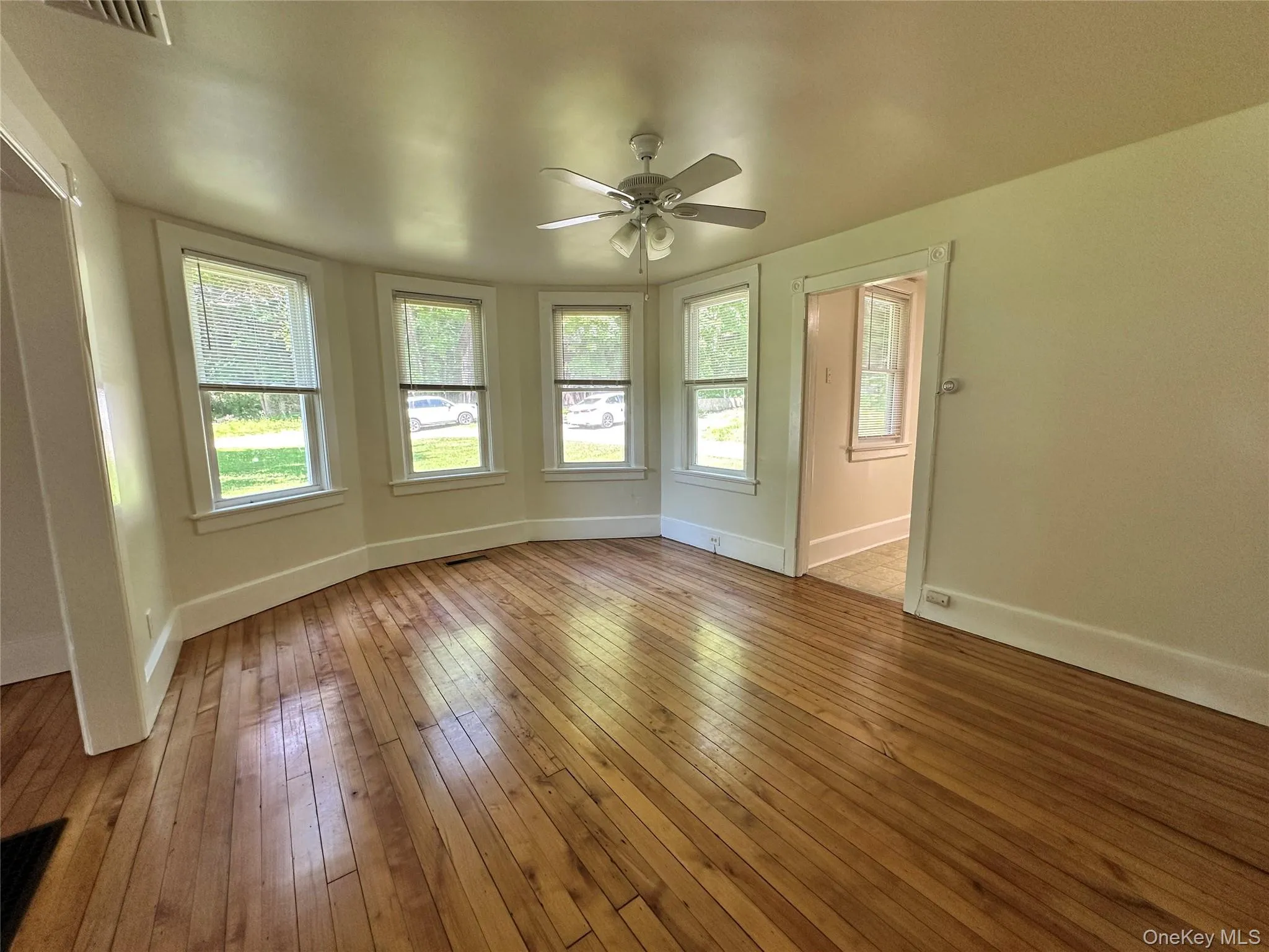 Dining Room With Bay Windows Dining Room With Bay Windows
