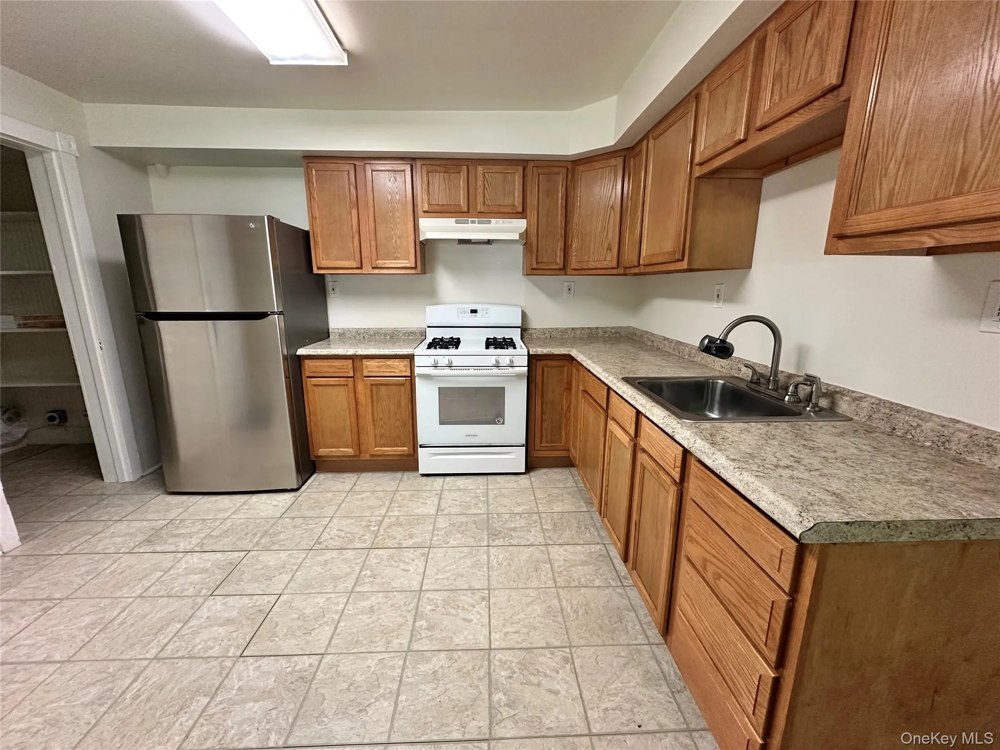 82 State Street, Mount Hope, NY, 3 Bedrooms Bedrooms, 6 Rooms Rooms,1 BathroomBathrooms,Residential Lease,For Rent,State,0,1009255 82 State Street, Mount Hope, NY, 3 Bedrooms Bedrooms, 6 Rooms Rooms,1 BathroomBathrooms,Residential Lease,For Rent,State,0,1009255