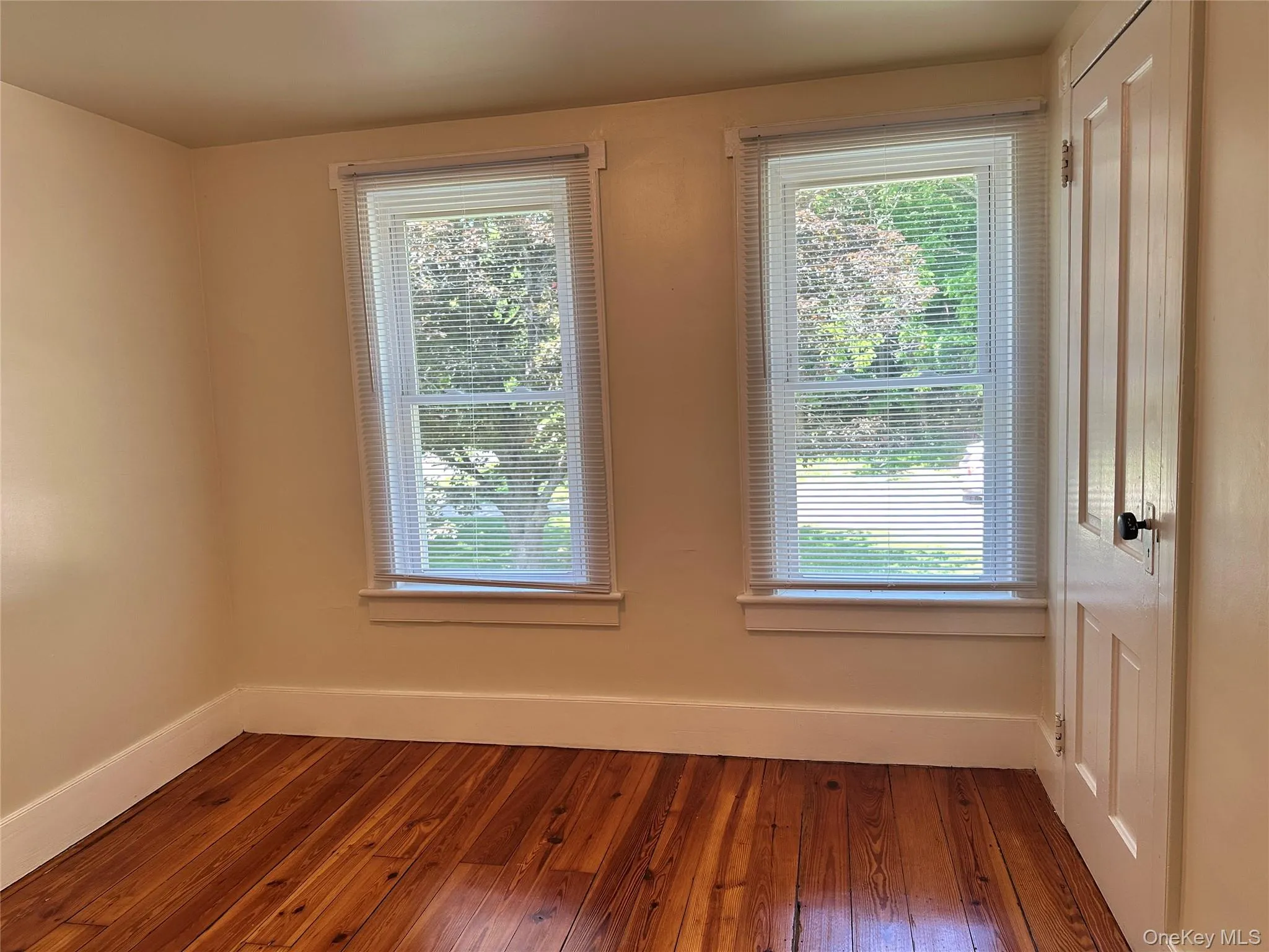 2nd Bedroom 2nd Bedroom