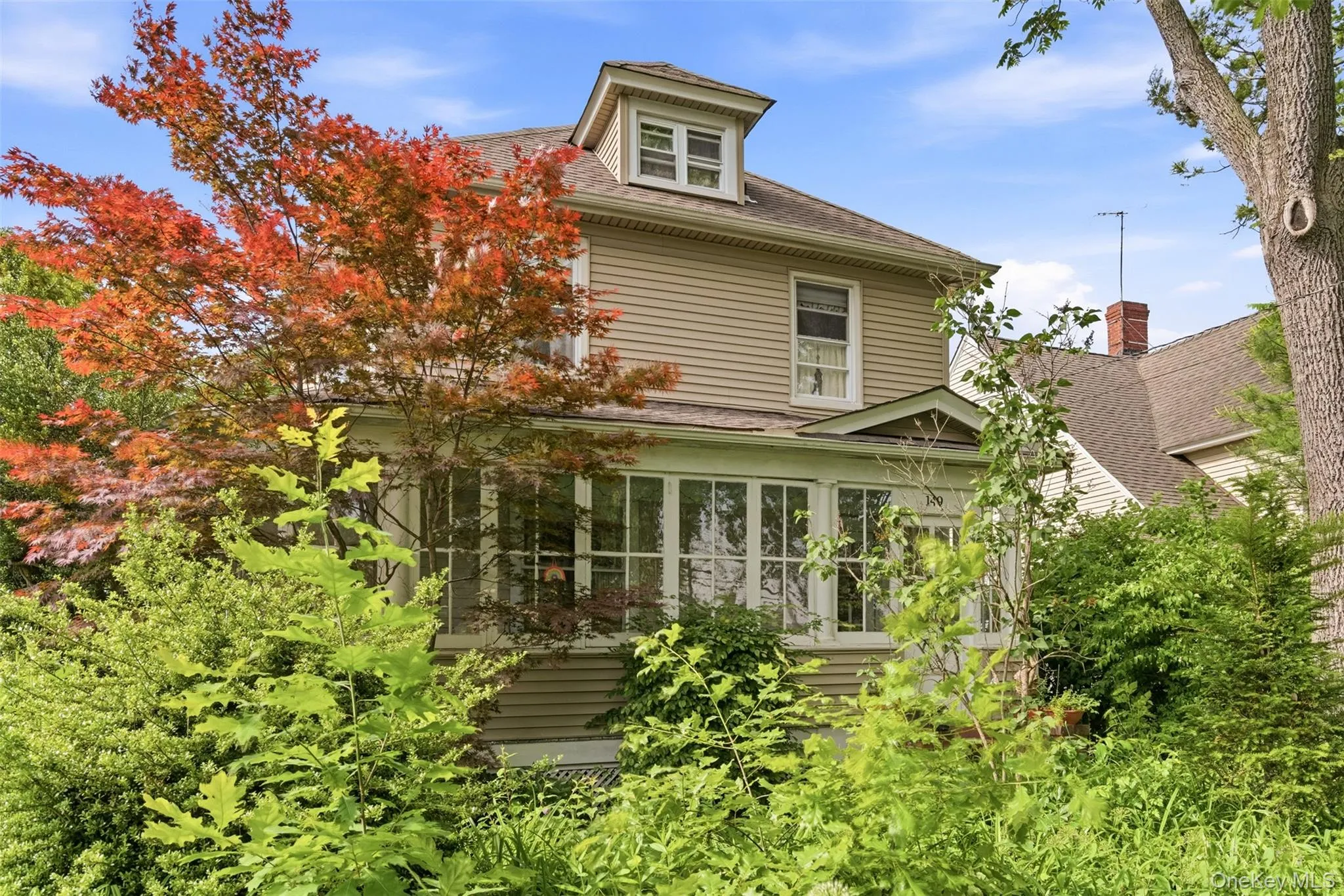 149 Maple Avenue, North Hempstead, NY, 3 Bedrooms Bedrooms, 7 Rooms Rooms,1 BathroomBathrooms,Residential,For Rent,Maple,0,1009256 149 Maple Avenue, North Hempstead, NY, 3 Bedrooms Bedrooms, 7 Rooms Rooms,1 BathroomBathrooms,Residential,For Rent,Maple,0,1009256