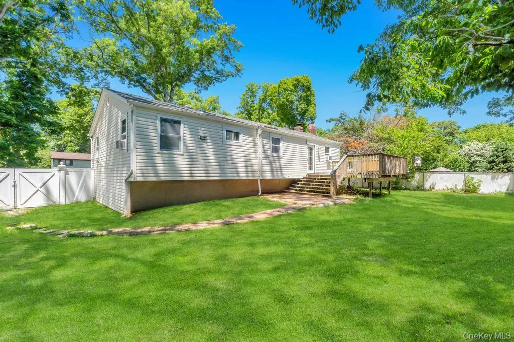 6 Harriet Street, Brookhaven, NY, 5 Bedrooms Bedrooms, 8 Rooms Rooms,2 BathroomsBathrooms,Residential,For Rent,Harriet,0,1009257 6 Harriet Street, Brookhaven, NY, 5 Bedrooms Bedrooms, 8 Rooms Rooms,2 BathroomsBathrooms,Residential,For Rent,Harriet,0,1009257
