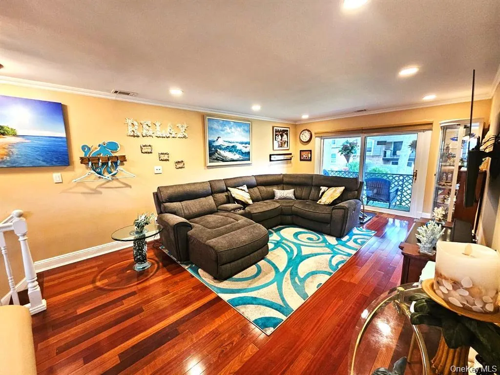 655 Middle Country Road, Brookhaven, NY, 1 Bedroom Bedrooms, 3 Rooms Rooms,1 BathroomBathrooms,Residential,For Rent,Middle Country,0,1009260 655 Middle Country Road, Brookhaven, NY, 1 Bedroom Bedrooms, 3 Rooms Rooms,1 BathroomBathrooms,Residential,For Rent,Middle Country,0,1009260