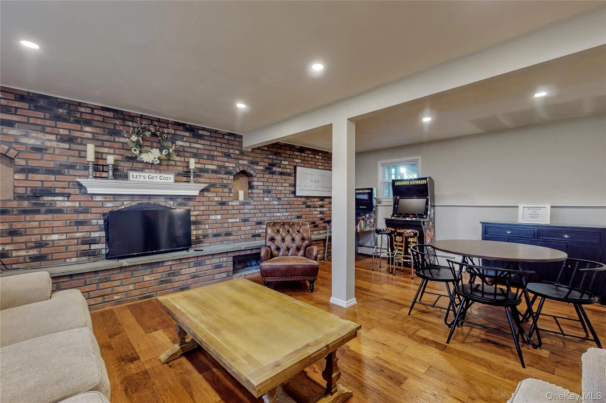 3 Elmwood Drive, Goshen, NY, 4 Bedrooms Bedrooms, 9 Rooms Rooms,1 BathroomBathrooms,Residential,For Rent,Elmwood,0,1009268 3 Elmwood Drive, Goshen, NY, 4 Bedrooms Bedrooms, 9 Rooms Rooms,1 BathroomBathrooms,Residential,For Rent,Elmwood,0,1009268