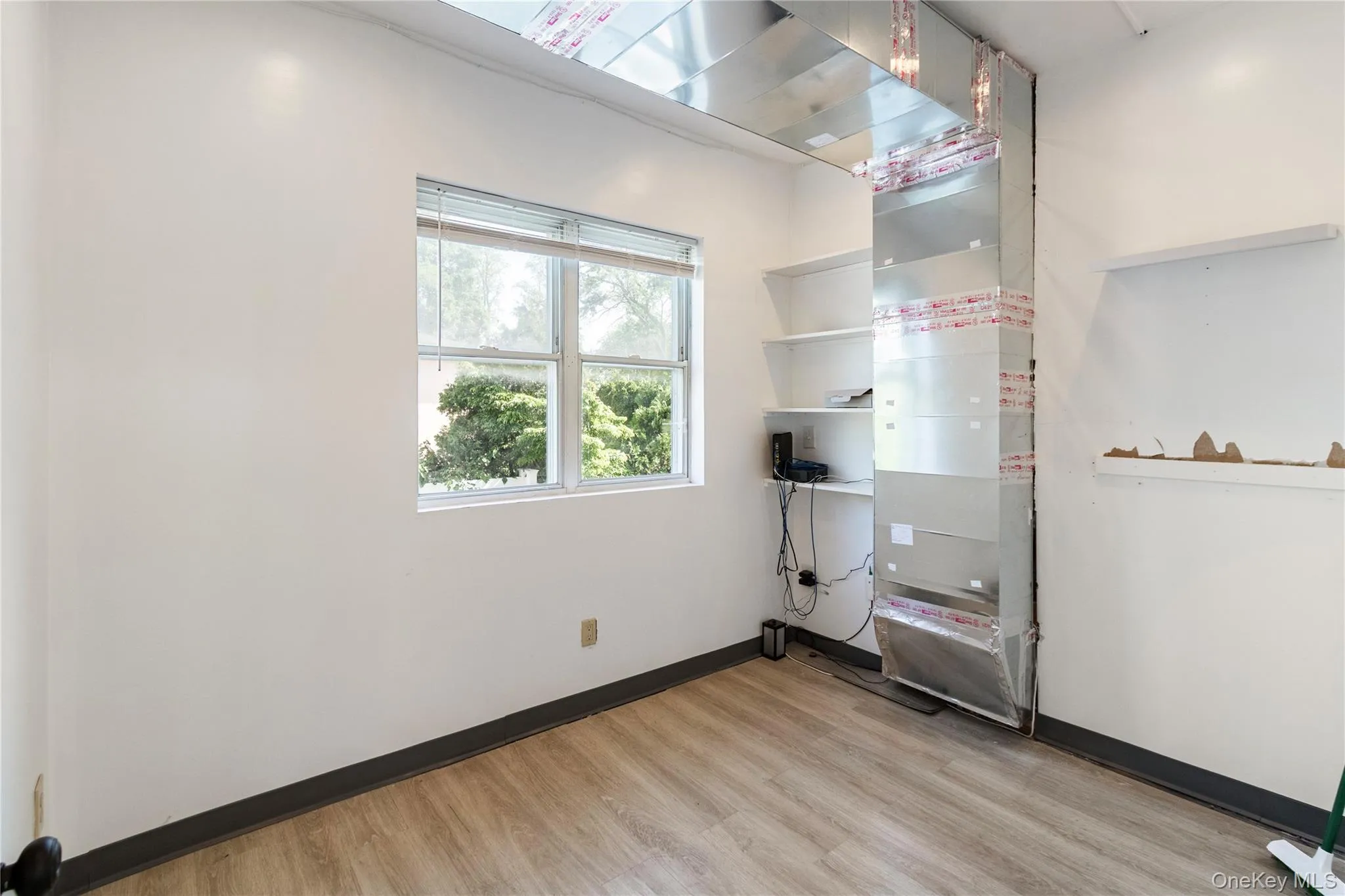 38 Bayville Avenue, Oyster Bay, NY, ,Commercial Lease,For Rent,Bayville,0,1009269 38 Bayville Avenue, Oyster Bay, NY, ,Commercial Lease,For Rent,Bayville,0,1009269