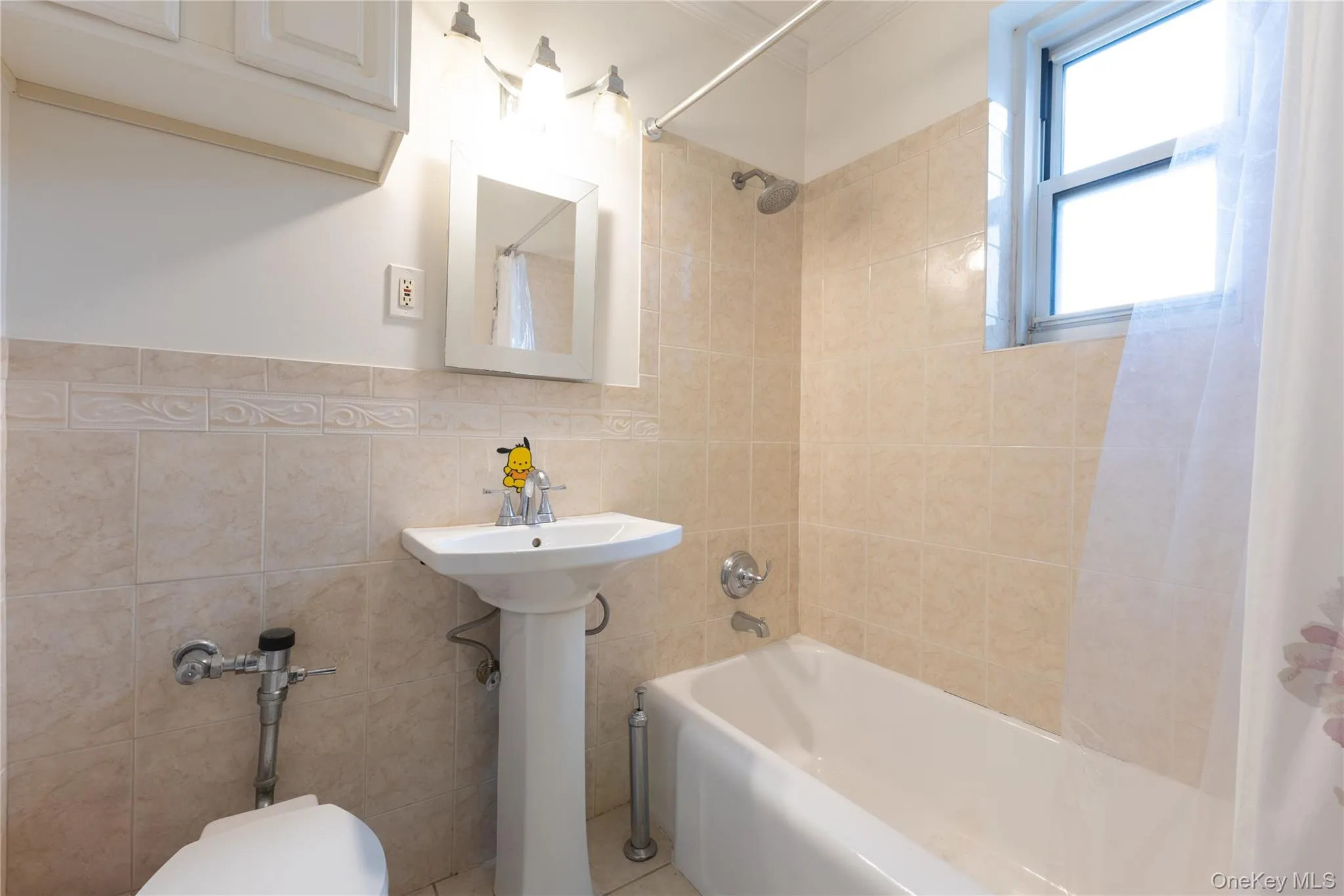 64-11 99th Street, New York, NY, 3 Bedrooms Bedrooms, 8 Rooms Rooms,2 BathroomsBathrooms,Residential,For Rent,99th,0,1009271 64-11 99th Street, New York, NY, 3 Bedrooms Bedrooms, 8 Rooms Rooms,2 BathroomsBathrooms,Residential,For Rent,99th,0,1009271