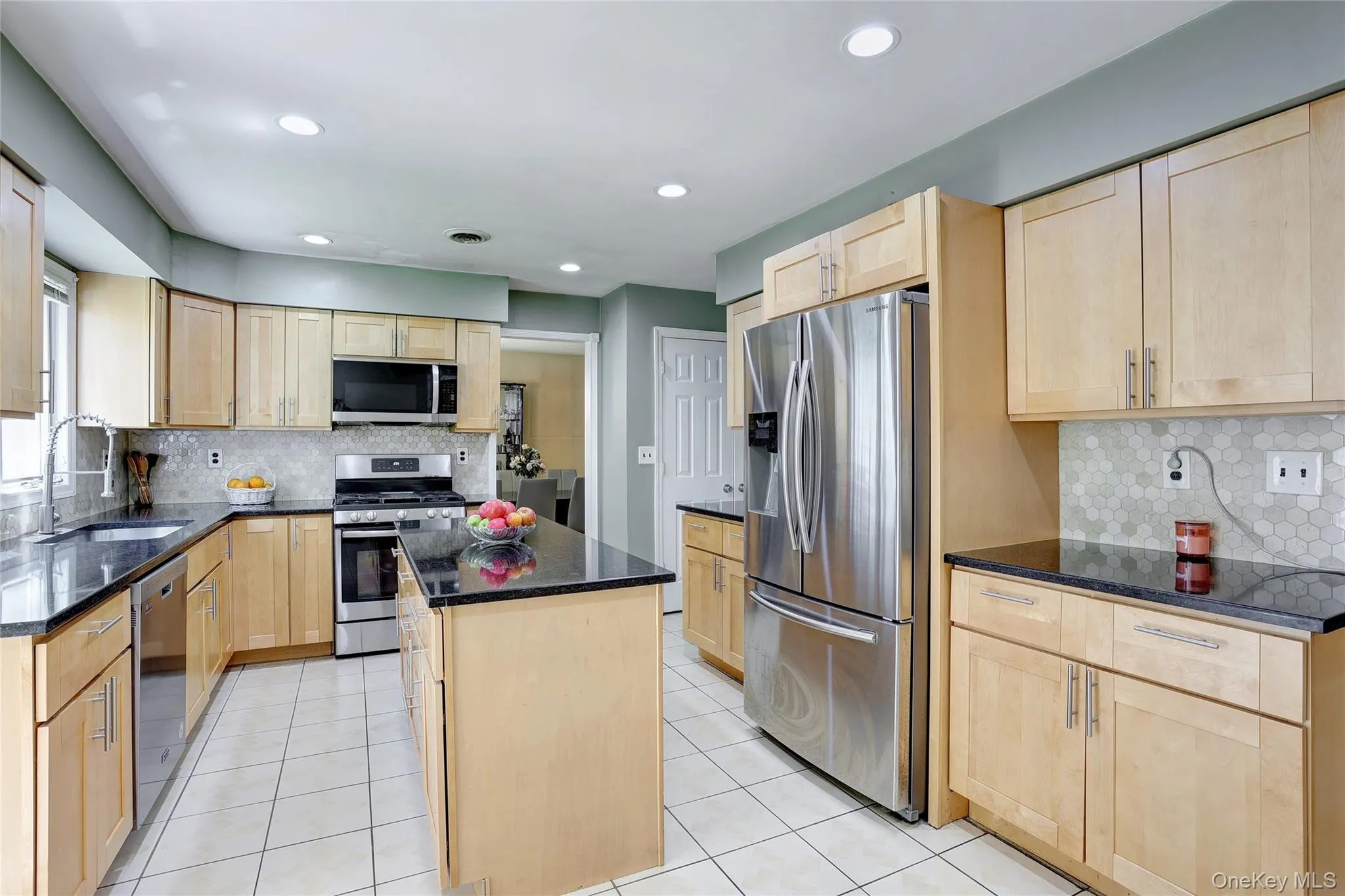 561 New Hempstead Road, Ramapo, NY, 4 Bedrooms Bedrooms, 10 Rooms Rooms,2 BathroomsBathrooms,Residential,For Rent,New Hempstead,0,1009272 561 New Hempstead Road, Ramapo, NY, 4 Bedrooms Bedrooms, 10 Rooms Rooms,2 BathroomsBathrooms,Residential,For Rent,New Hempstead,0,1009272