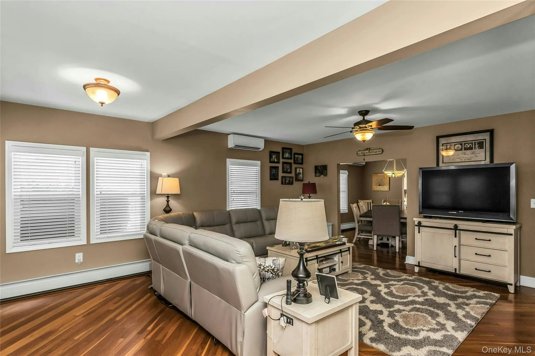 638 6th Avenue, Hempstead, NY, 3 Bedrooms Bedrooms, 6 Rooms Rooms,2 BathroomsBathrooms,Residential,For Rent,6th,0,1009279 638 6th Avenue, Hempstead, NY, 3 Bedrooms Bedrooms, 6 Rooms Rooms,2 BathroomsBathrooms,Residential,For Rent,6th,0,1009279