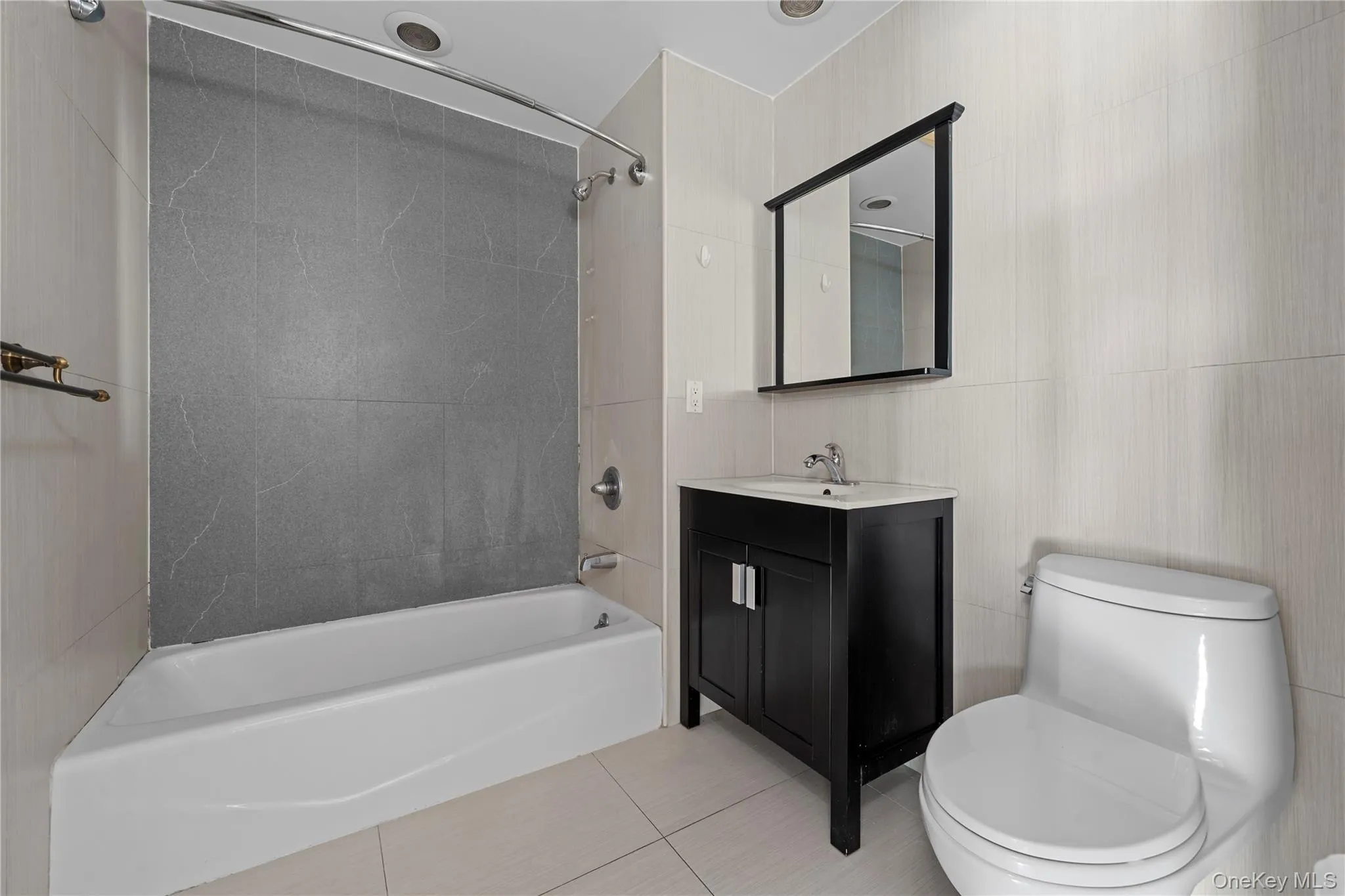 456 167th Street, New York, NY, 1 Bedroom Bedrooms, 3 Rooms Rooms,1 BathroomBathrooms,Residential,For Rent,167th,0,1009282 456 167th Street, New York, NY, 1 Bedroom Bedrooms, 3 Rooms Rooms,1 BathroomBathrooms,Residential,For Rent,167th,0,1009282