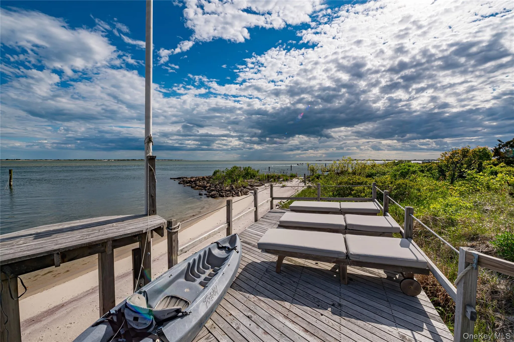 94 Savannah Walk, Babylon, NY, 3 Bedrooms Bedrooms, 7 Rooms Rooms,2 BathroomsBathrooms,Residential,For Rent,Savannah,0,1009290 94 Savannah Walk, Babylon, NY, 3 Bedrooms Bedrooms, 7 Rooms Rooms,2 BathroomsBathrooms,Residential,For Rent,Savannah,0,1009290