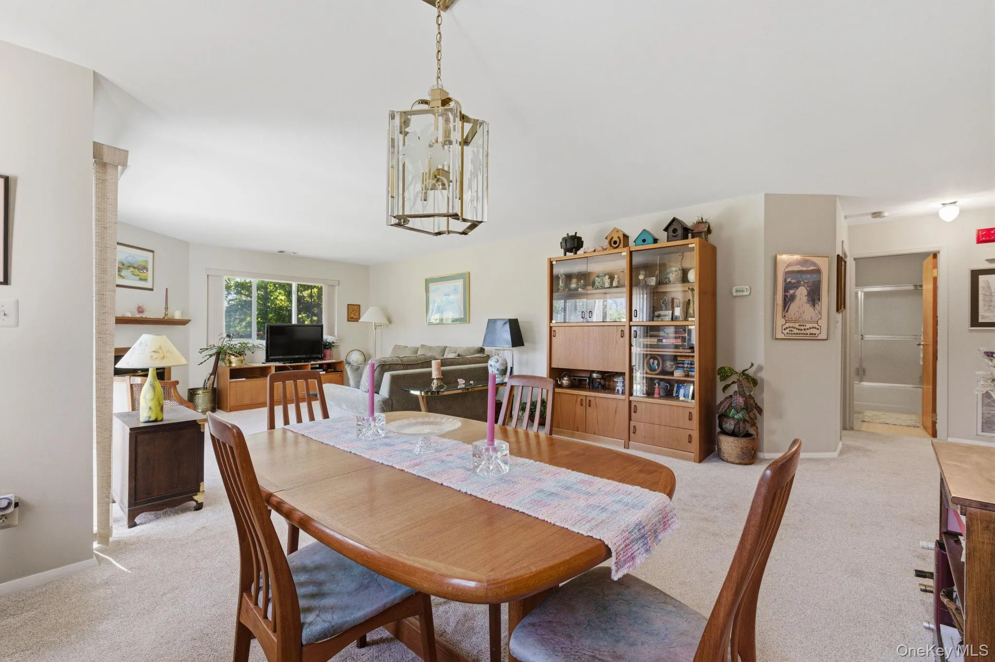 376 Quarry Pond Court, Brookhaven, NY, 2 Bedrooms Bedrooms, 5 Rooms Rooms,2 BathroomsBathrooms,Residential,For Rent,Quarry Pond,0,1009291 376 Quarry Pond Court, Brookhaven, NY, 2 Bedrooms Bedrooms, 5 Rooms Rooms,2 BathroomsBathrooms,Residential,For Rent,Quarry Pond,0,1009291