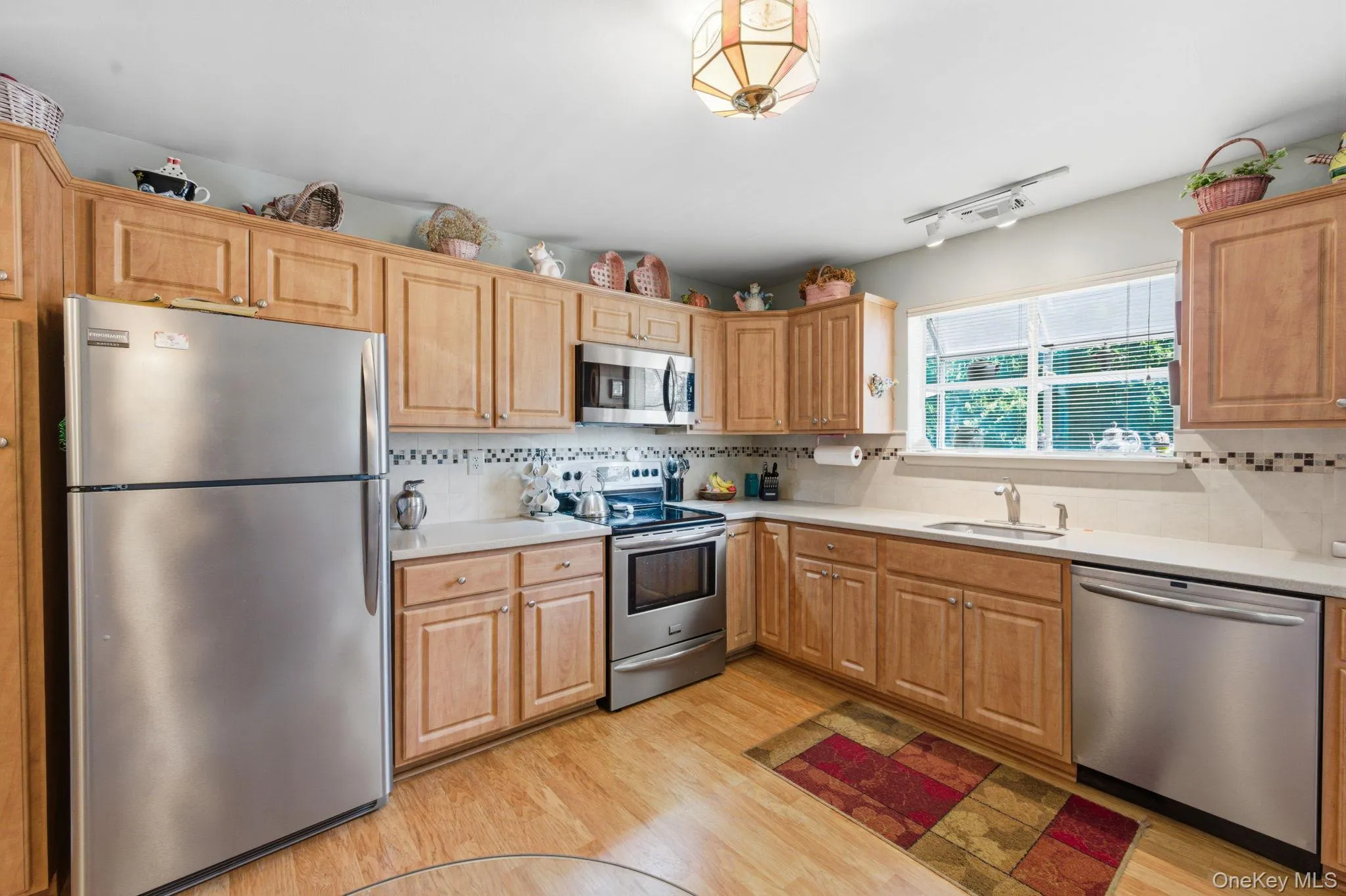 376 Quarry Pond Court, Brookhaven, NY, 2 Bedrooms Bedrooms, 5 Rooms Rooms,2 BathroomsBathrooms,Residential,For Rent,Quarry Pond,0,1009291 376 Quarry Pond Court, Brookhaven, NY, 2 Bedrooms Bedrooms, 5 Rooms Rooms,2 BathroomsBathrooms,Residential,For Rent,Quarry Pond,0,1009291