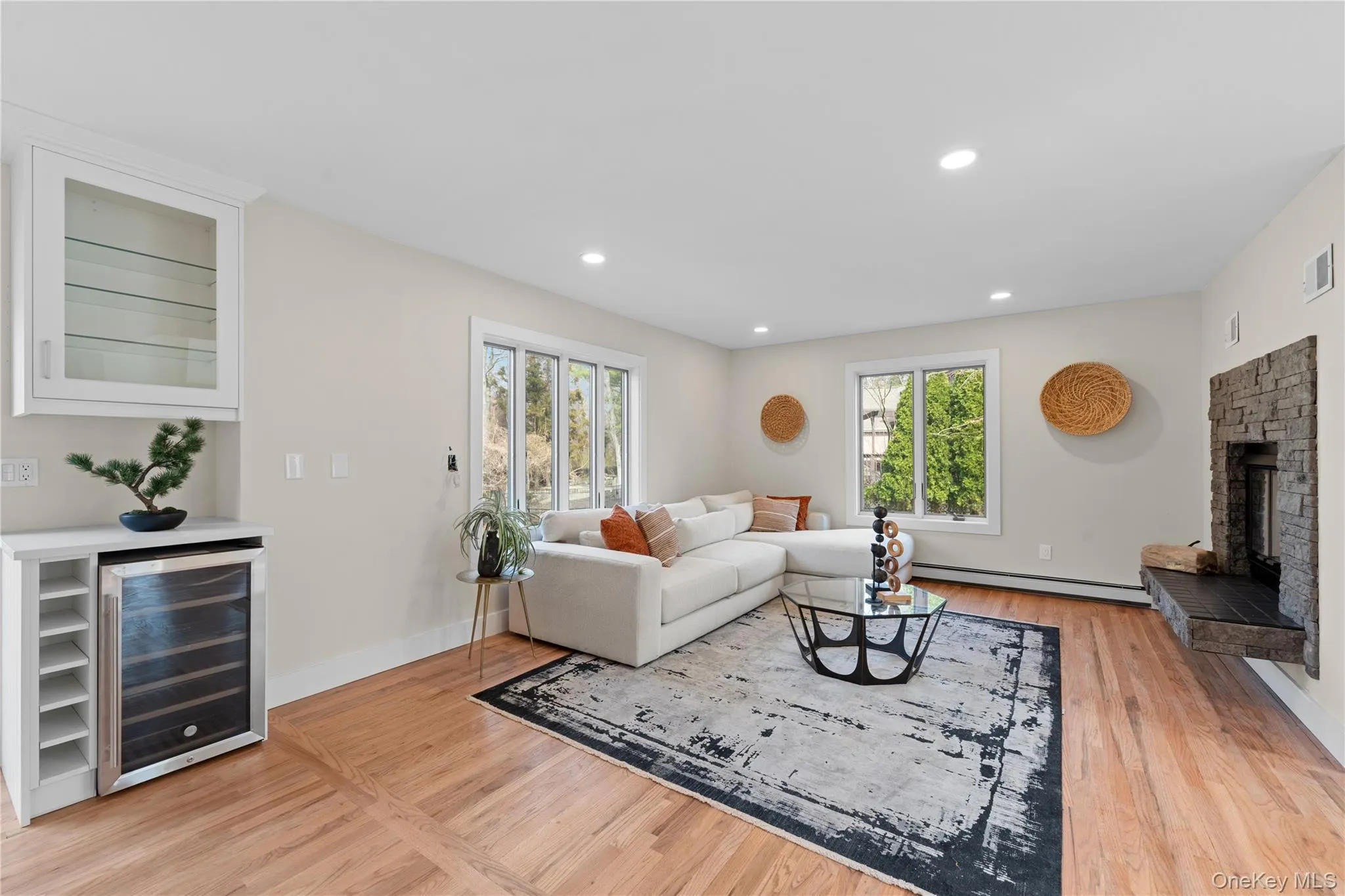 3 Indian Valley Road, Brookhaven, NY, 5 Bedrooms Bedrooms, 15 Rooms Rooms,3 BathroomsBathrooms,Residential,For Rent,Indian Valley,0,1009297 3 Indian Valley Road, Brookhaven, NY, 5 Bedrooms Bedrooms, 15 Rooms Rooms,3 BathroomsBathrooms,Residential,For Rent,Indian Valley,0,1009297