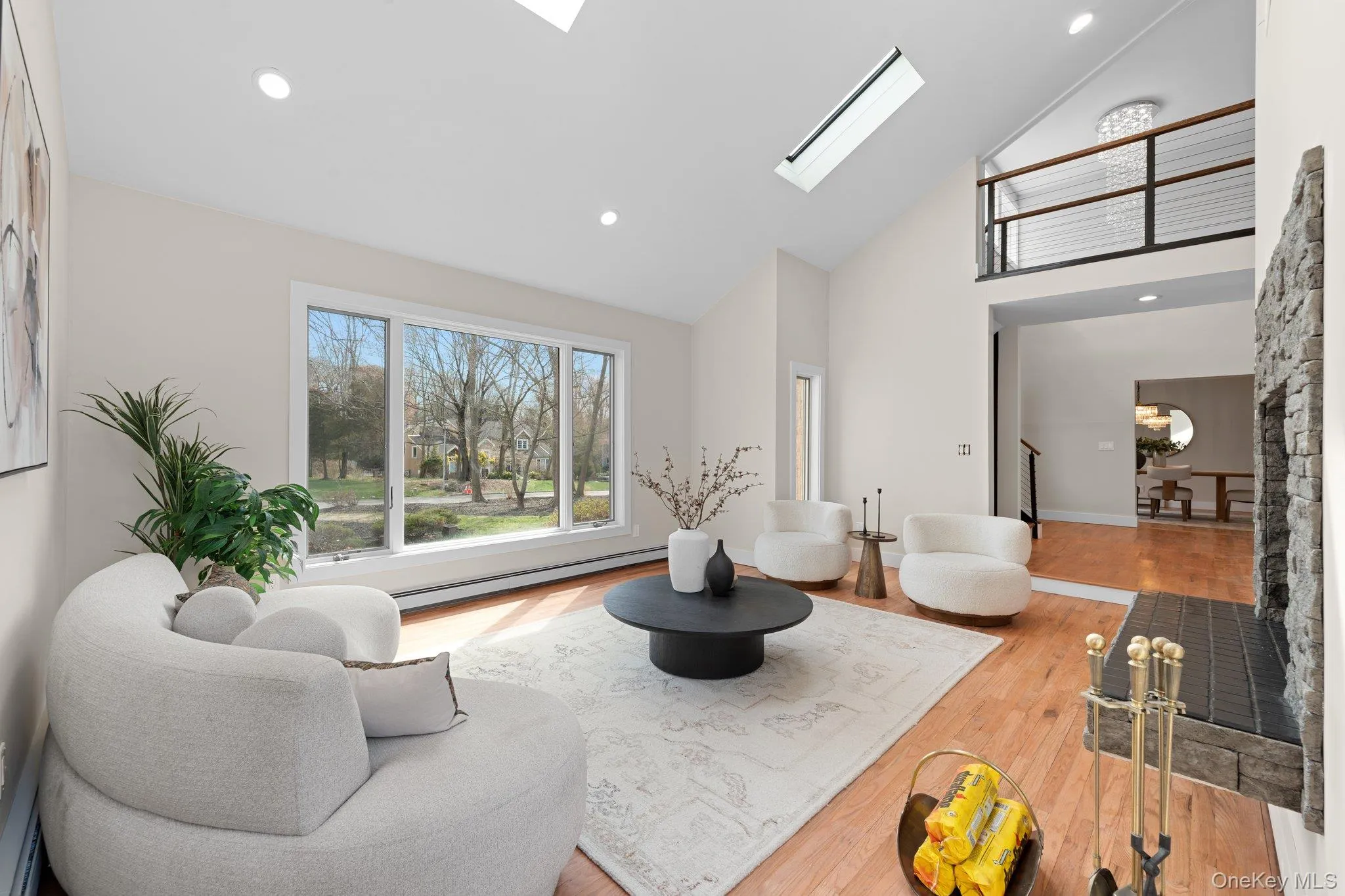 3 Indian Valley Road, Brookhaven, NY, 5 Bedrooms Bedrooms, 15 Rooms Rooms,3 BathroomsBathrooms,Residential,For Rent,Indian Valley,0,KEY1009297 3 Indian Valley Road, Brookhaven, NY, 5 Bedrooms Bedrooms, 15 Rooms Rooms,3 BathroomsBathrooms,Residential,For Rent,Indian Valley,0,KEY1009297
