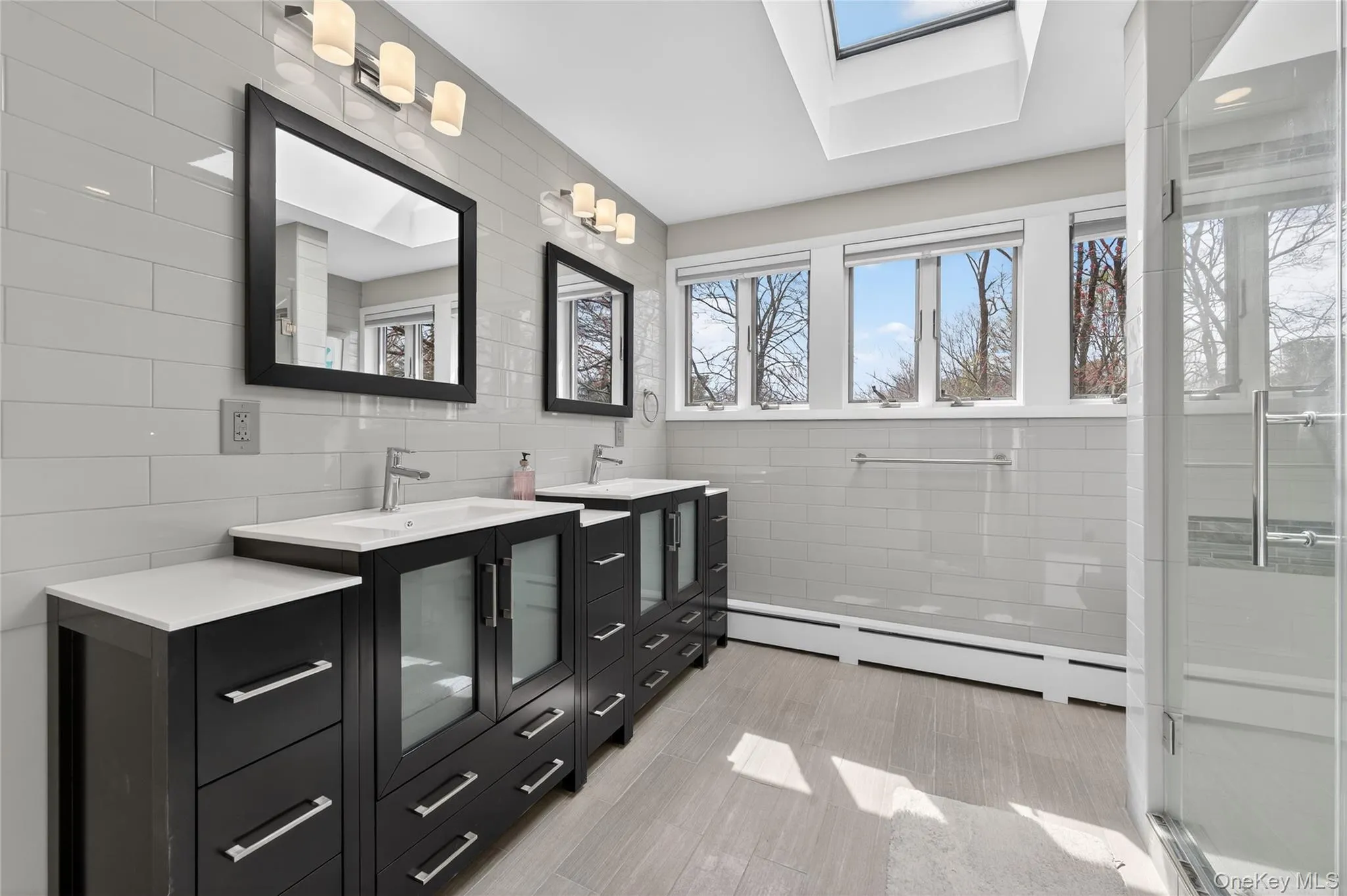 3 Indian Valley Road, Brookhaven, NY, 5 Bedrooms Bedrooms, 15 Rooms Rooms,3 BathroomsBathrooms,Residential,For Rent,Indian Valley,0,1009297 3 Indian Valley Road, Brookhaven, NY, 5 Bedrooms Bedrooms, 15 Rooms Rooms,3 BathroomsBathrooms,Residential,For Rent,Indian Valley,0,1009297
